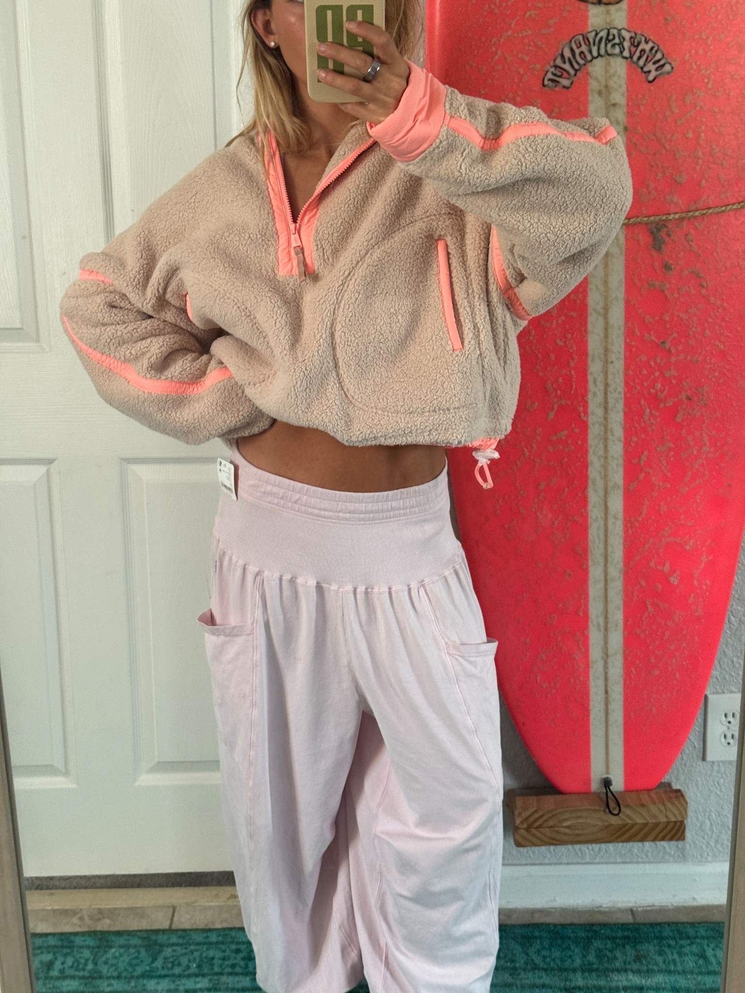 Small fleece 

#LTKActive #LTKootd #LTKfitnessgoals