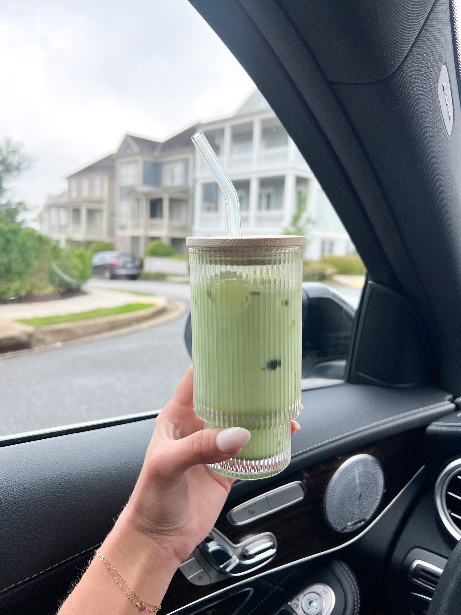 DoceMora Ribbed Glass cups with Bamboo Lids and Glass Straws Set