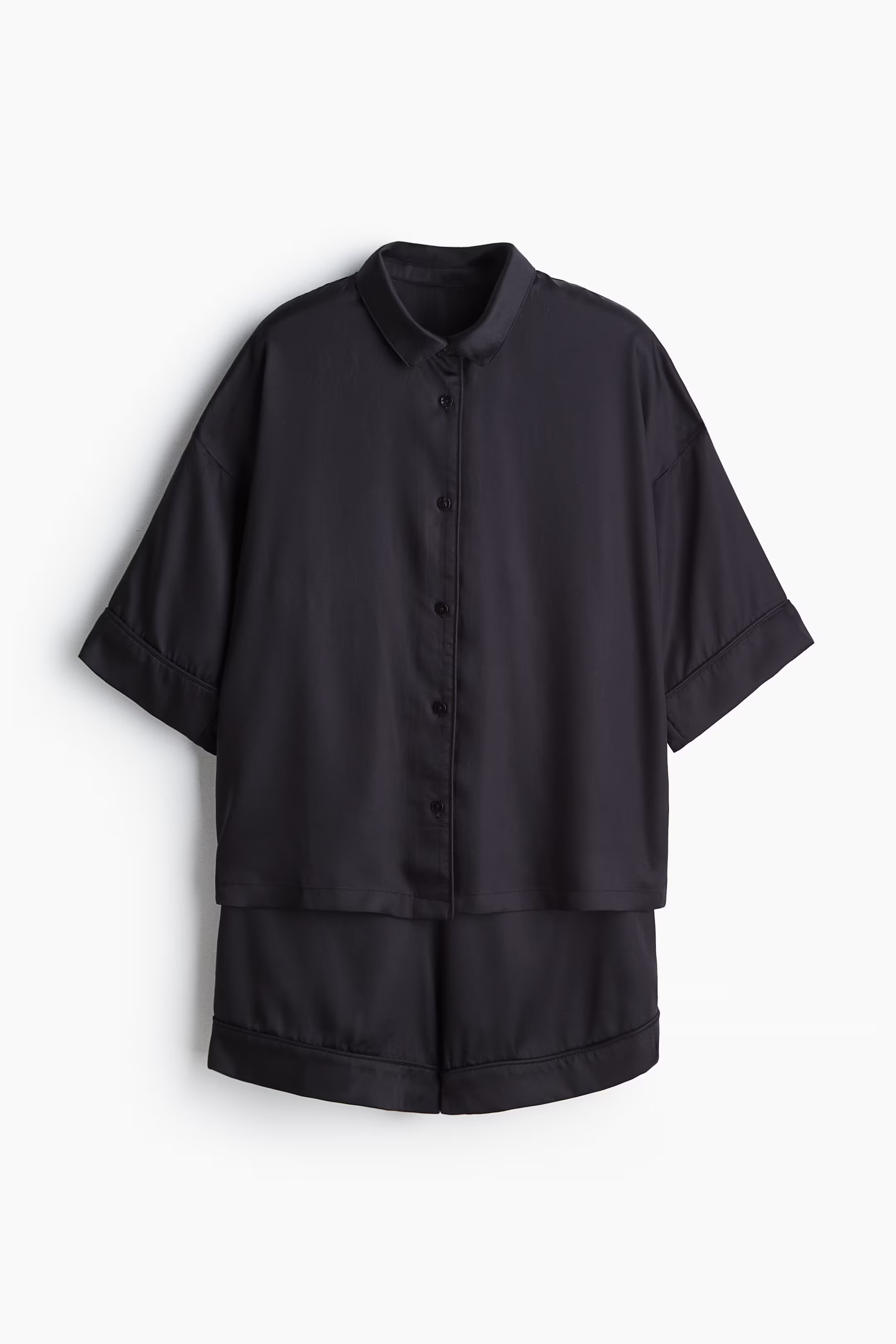 Satin pyjamas | H&M (UK, MY, IN, SG, PH, TW, HK)