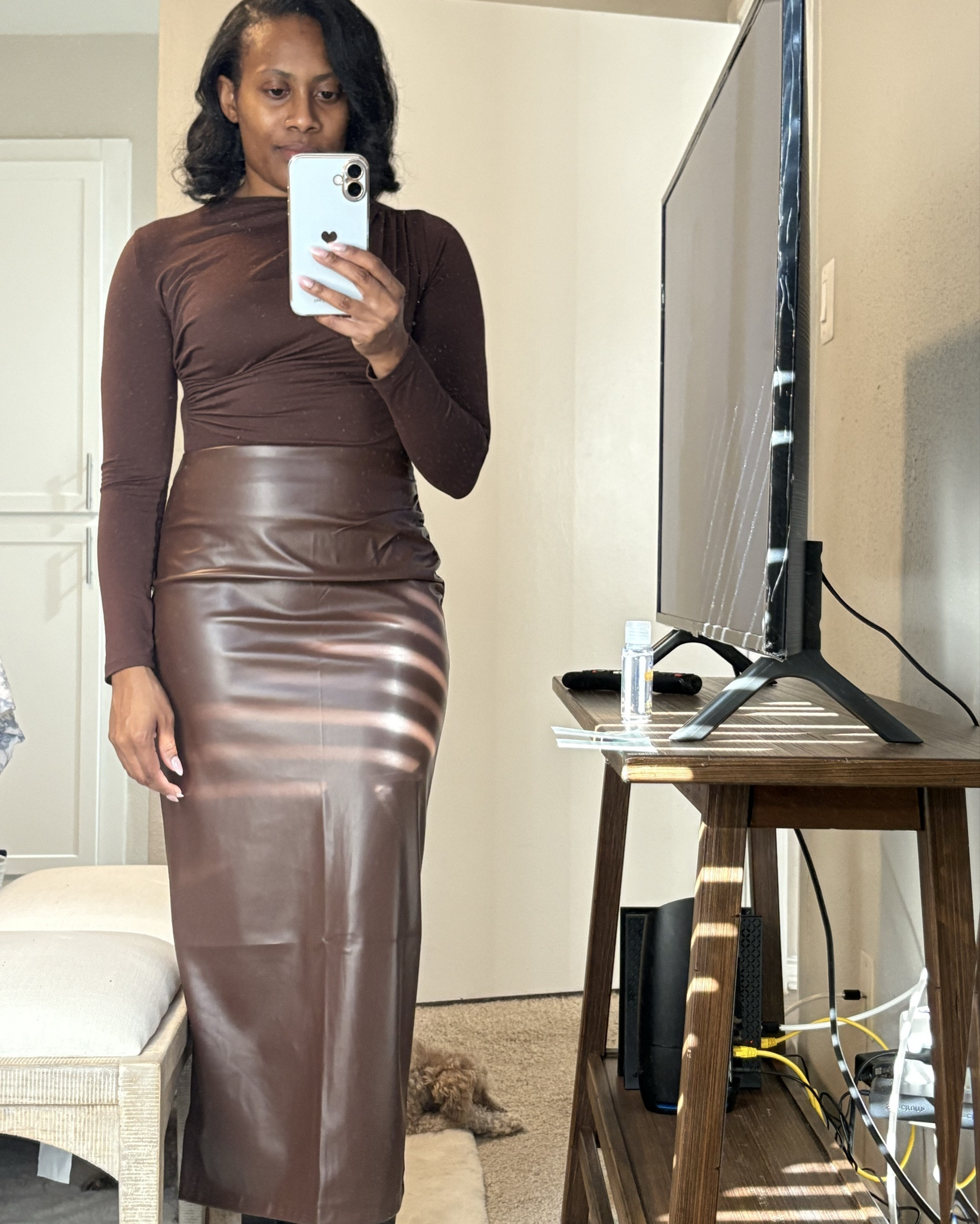 Ok, the newest piece from #shein is this leather skirt. It’s lightweight and so comfy. So in love with this look, I have to keep from wearing it all the time! 🤭

The top is also from SHEIN and the booties are from #dsw

I don’t know why but this year, I’ve decided to wear a lot of chocolate and I’m loving it! What do you think? What has been your go to color this yearhe's

#LTKFindsUnder50 #LTKootd #LTKSeasonal