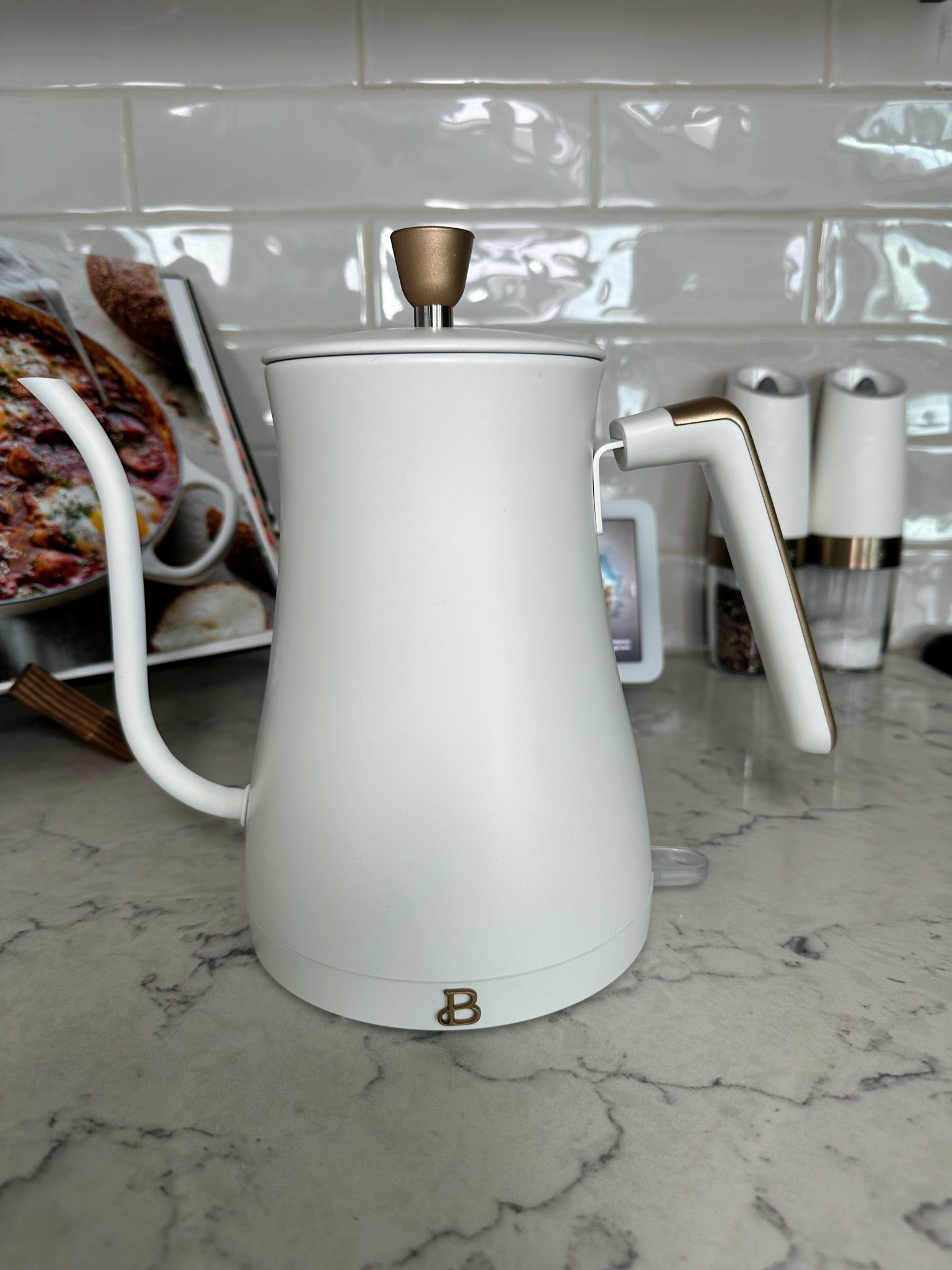 Beautiful Tea Kettle 

#LTKhome
