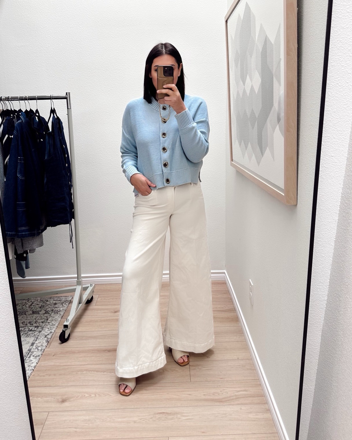 Just got this quince cardigan in and I love it! I'm in the medium and it fits perfectly. Under $50, too. This sky blue is perfect for spring!  

 