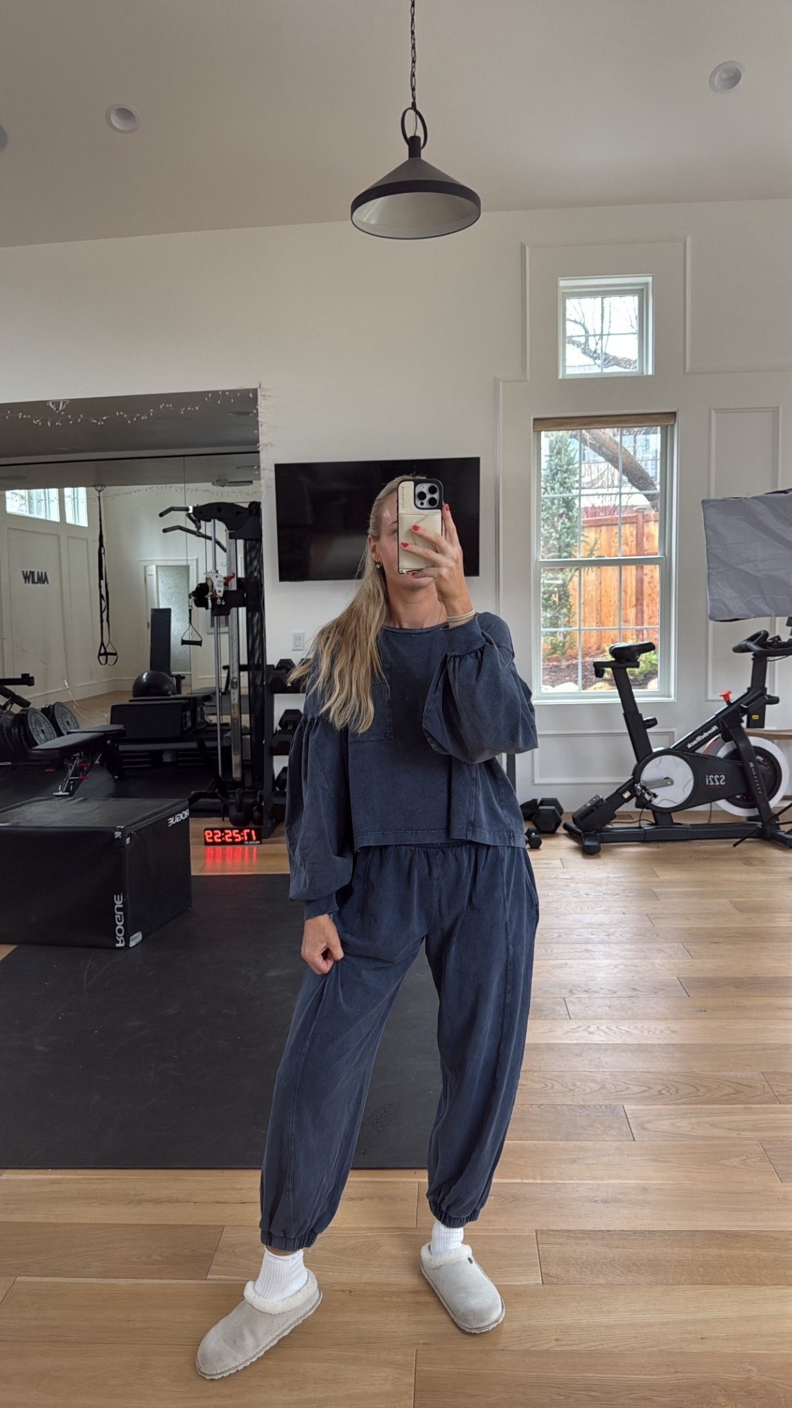 Wearing a small. 

#LTKmomlife #LTKgrwm #LTKootd