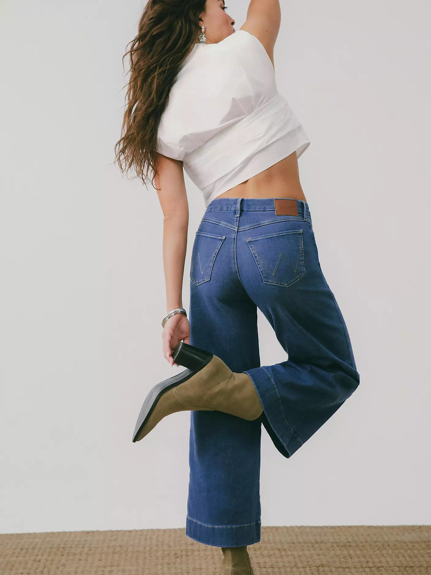 Women's Wrangler BESPOKE Wide Leg Crop Jean | Wrangler