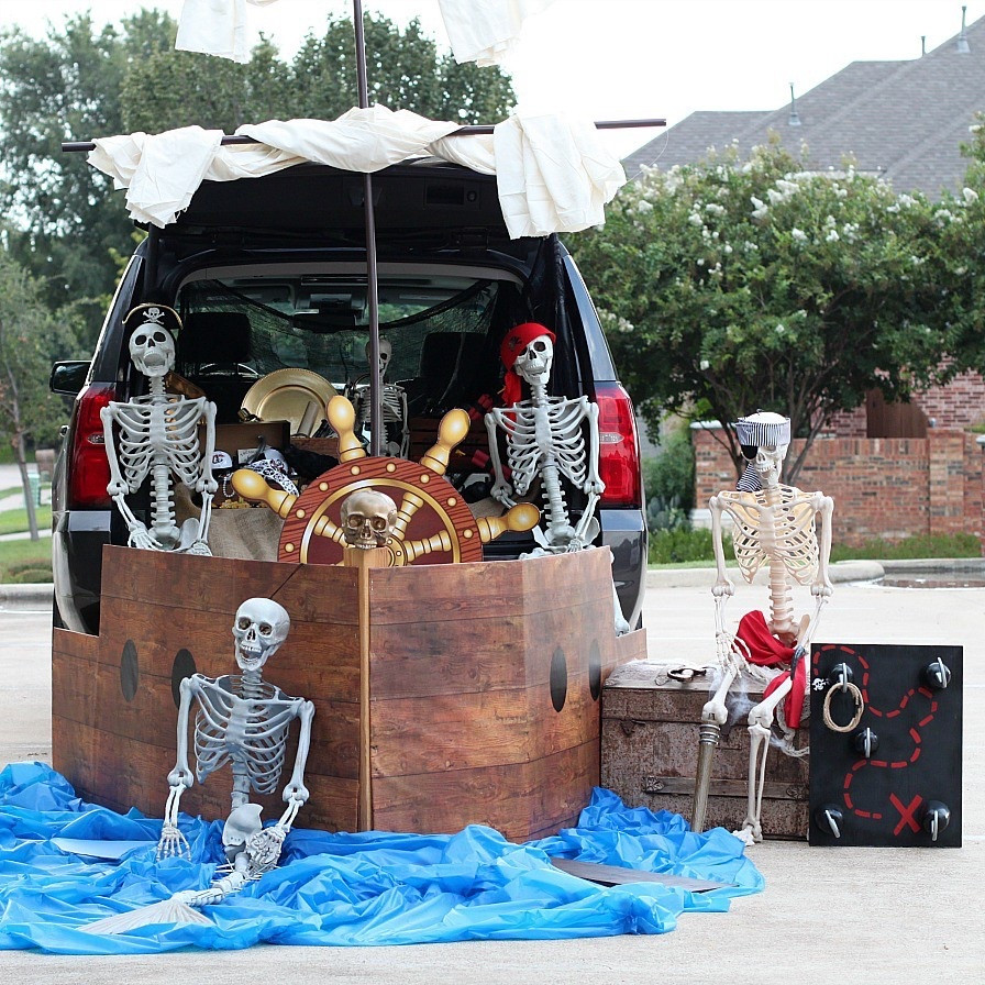 Pirate Trunk or Treat Halloween Idea

#LTKParties #LTKFamily #LTKSeasonal