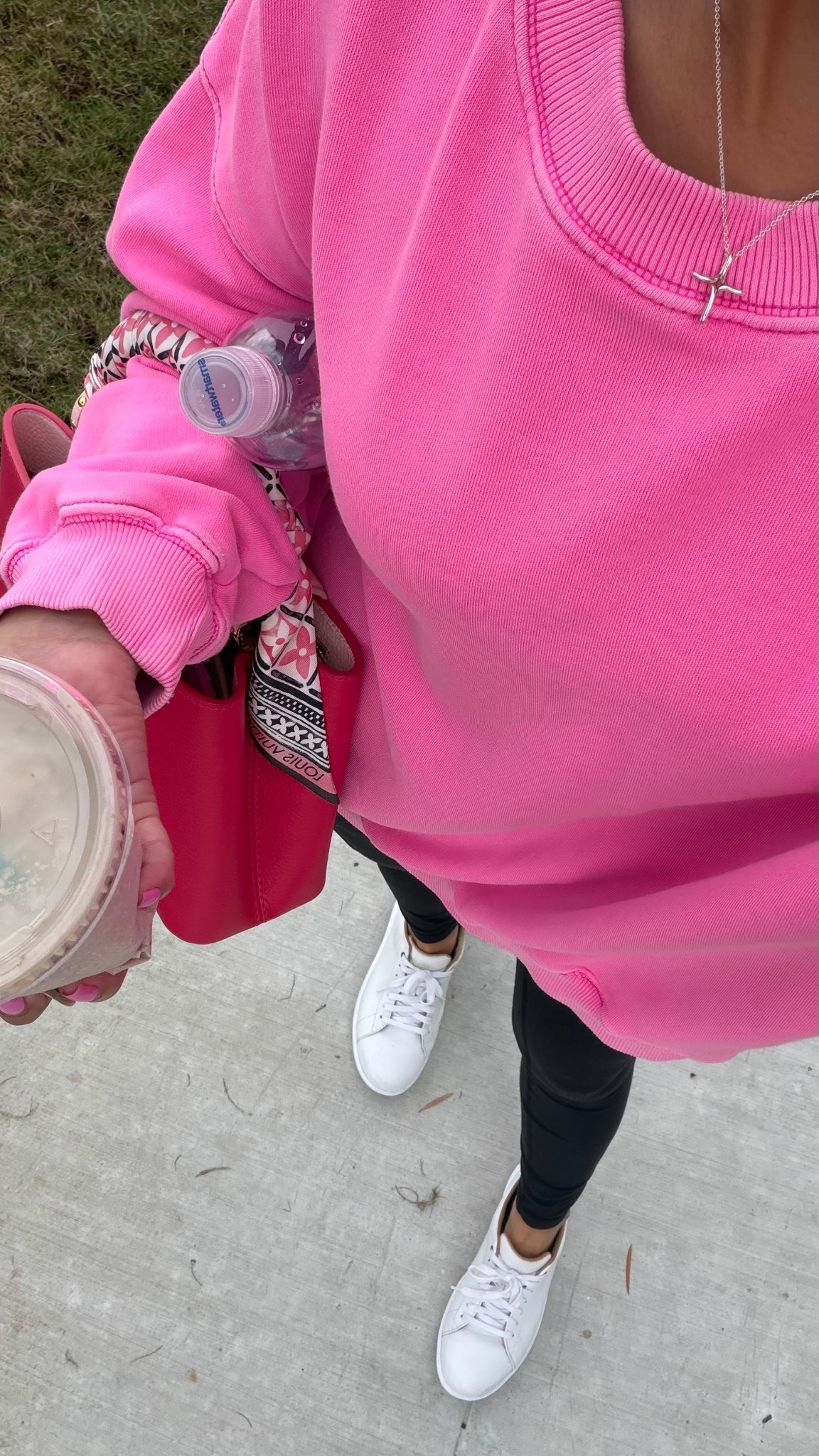 everyday is national pink day 🫶🏼

#LTKmorningroutine #LTKValentine #LTKdayinmylife