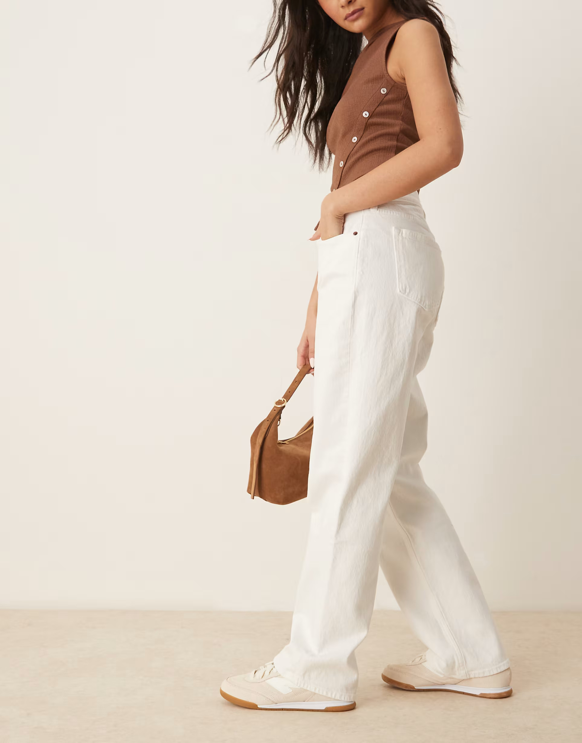 Abercrombie & Fitch Curve low rise 90s relaxed in clean white | ASOS (Global)