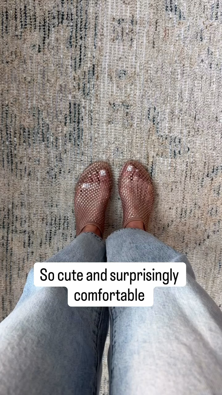 These mesh flats are one of my favorite shoe trends right now. They’re stylish, lightweight, and surprisingly comfortable for all day wear. I love how they instantly elevate jeans, dresses, and summer outfits while still feeling effortless.

Mesh flats, Summer shoes, Comfortable flats, Trending shoes, Chic everyday style, Designer inspired fashion, Neutral accessories, Casual outfit ideas, Spring and summer fashion, Fashion favorites, Everyday style essentials, annabrstyle

#LTKootd #LTKSeasonal #LTKOver40