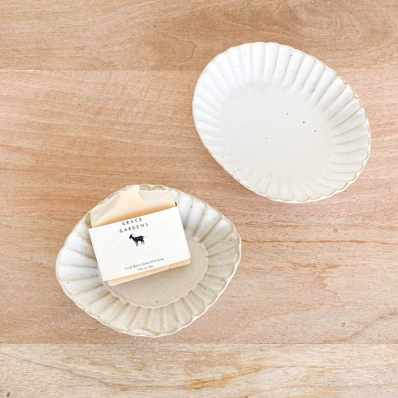 Scallop Stoneware Dish 2 Styles | Purple Rose Home