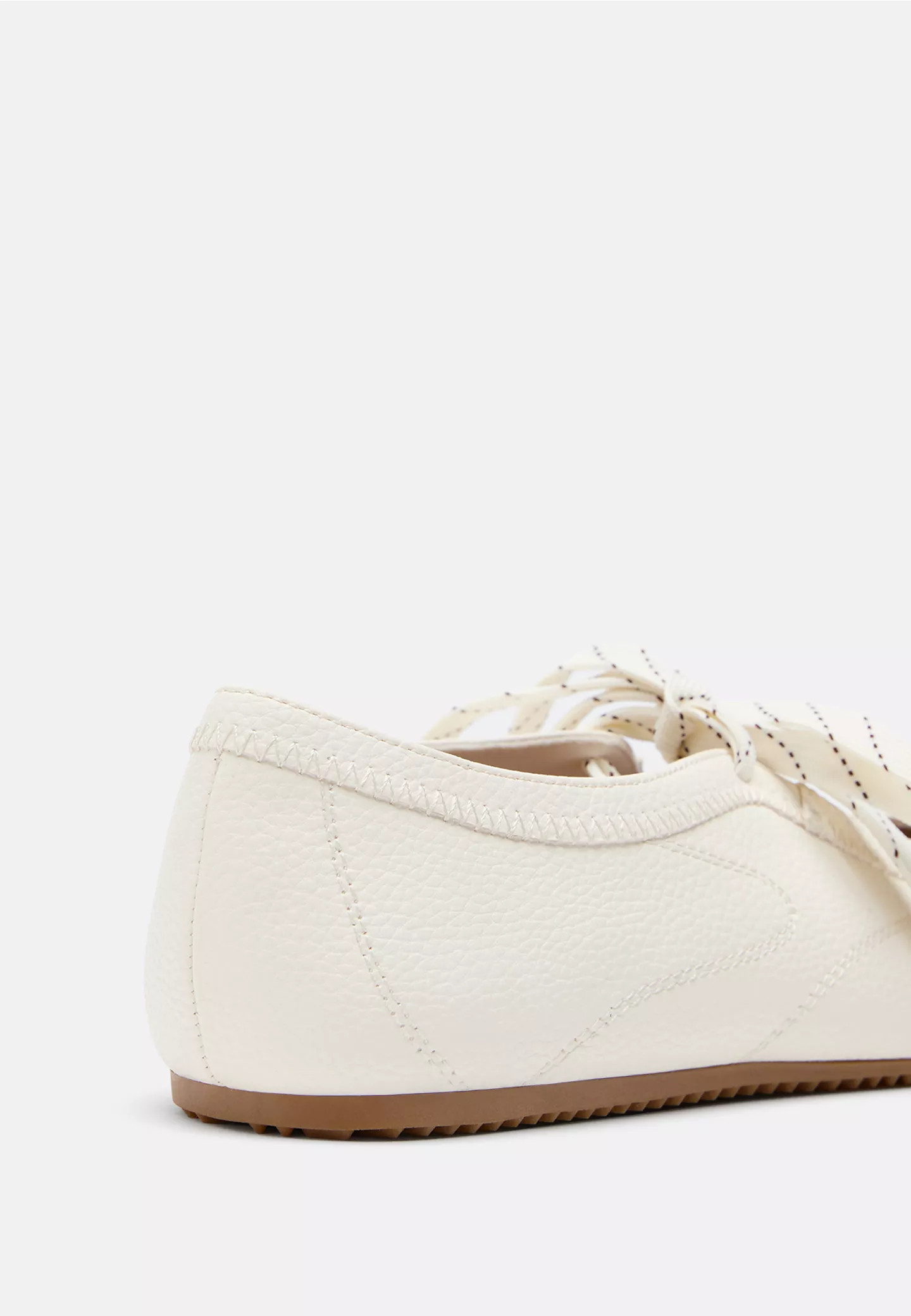 Bow sneaker ballet flats - Women's Flat shoes | Stradivarius United Kingdom | Stradivarius (UK)