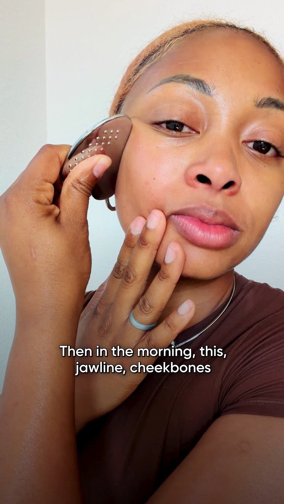 POV: your face is puffy, your body is sore, and you fix both in one routine 😌✨

I’ve been using these stainless steel tools from @yeamon_beauty and the cooling effect alone is addictive, but the way my face looks more lifted and my muscles feel less tight?! I’m sold 🤌🏽🙌🏽

This is my new go-to for morning de-puff + post-workout recovery 👀 Shop them both on my LTK!

#skincare #naturalbeauty #FullBodyRecovery #FacialLifting #StainlessSteelSkincare #PostWorkoutRoutine #AmazonFinds

#LTKBeauty #LTKselfcare