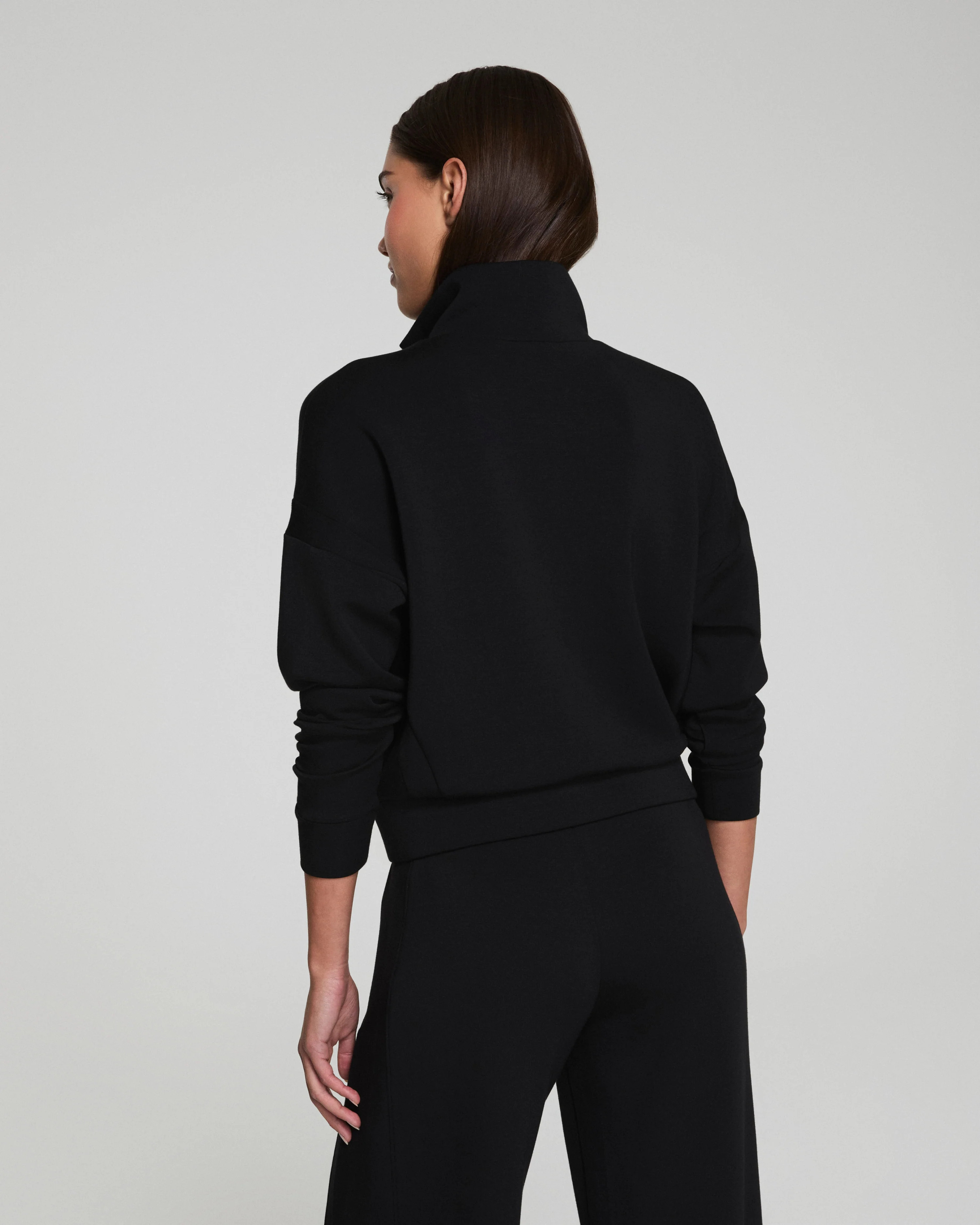 AirEssentials Track Jacket – Lightweight, Sporty & Ultra-Soft | SPANX | Spanx