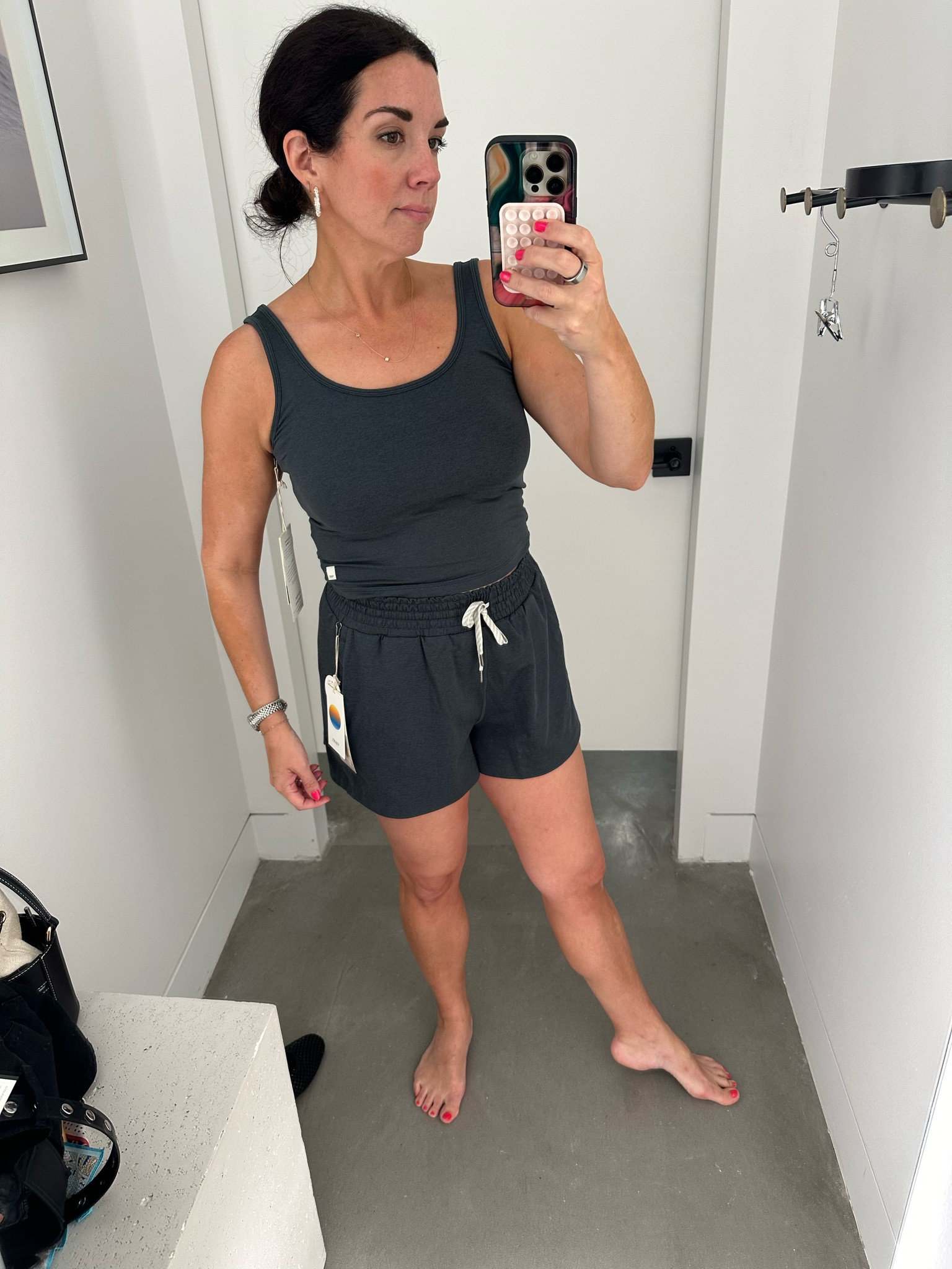 Vuori set that had to come home with me. Wearing a M in the top and S in the bottom.

#LTKfitness #LTKActive