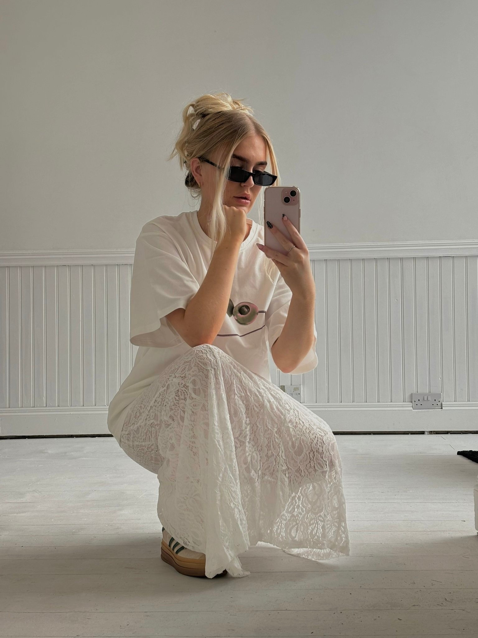 tee and lace combo all autumn🫒

-ootd , fashion, lace, skirt, tshirt 

#LTKstyletip #LTKautumn #LTKuk