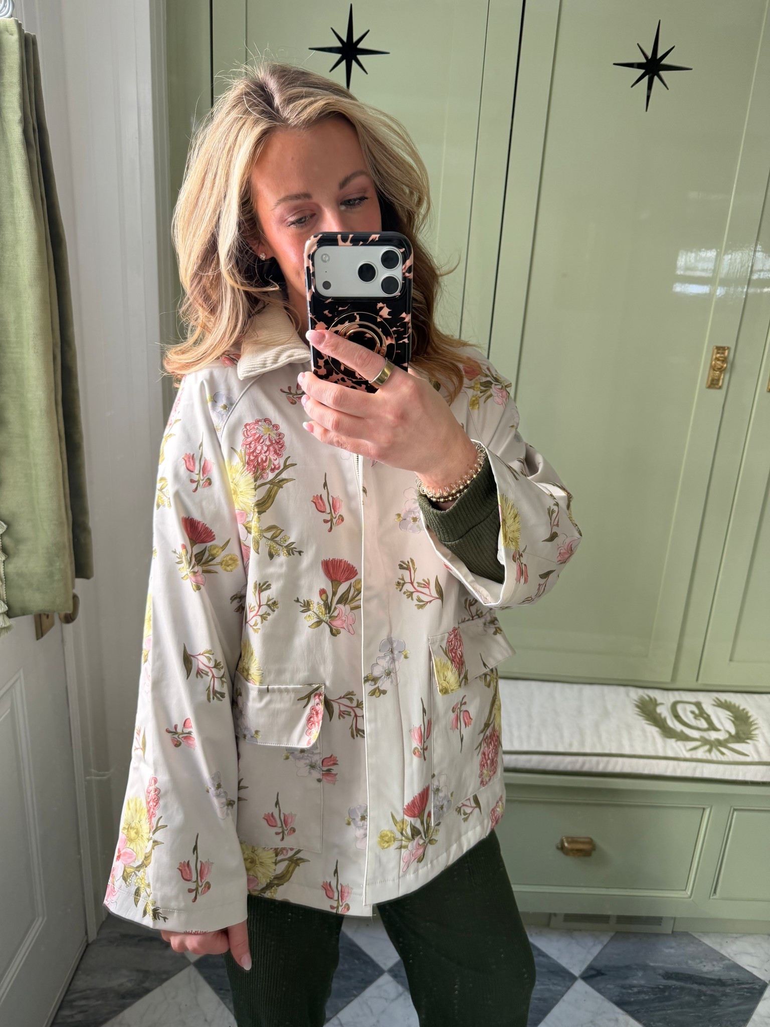 loving this petal and pup jacket 🤍

#LTKdayinmylife #LTKgrwm #LTKootd