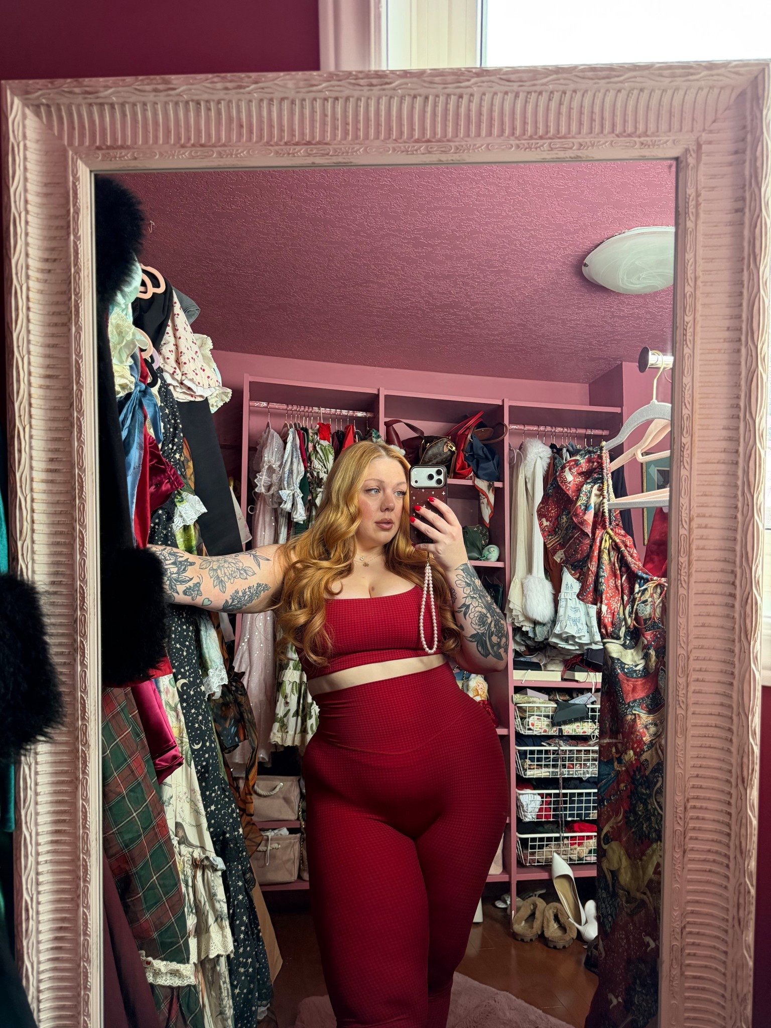 The cutest holiday athleisure set omg 

#LTKHoliday #LTKPlusSize #LTKMidsize