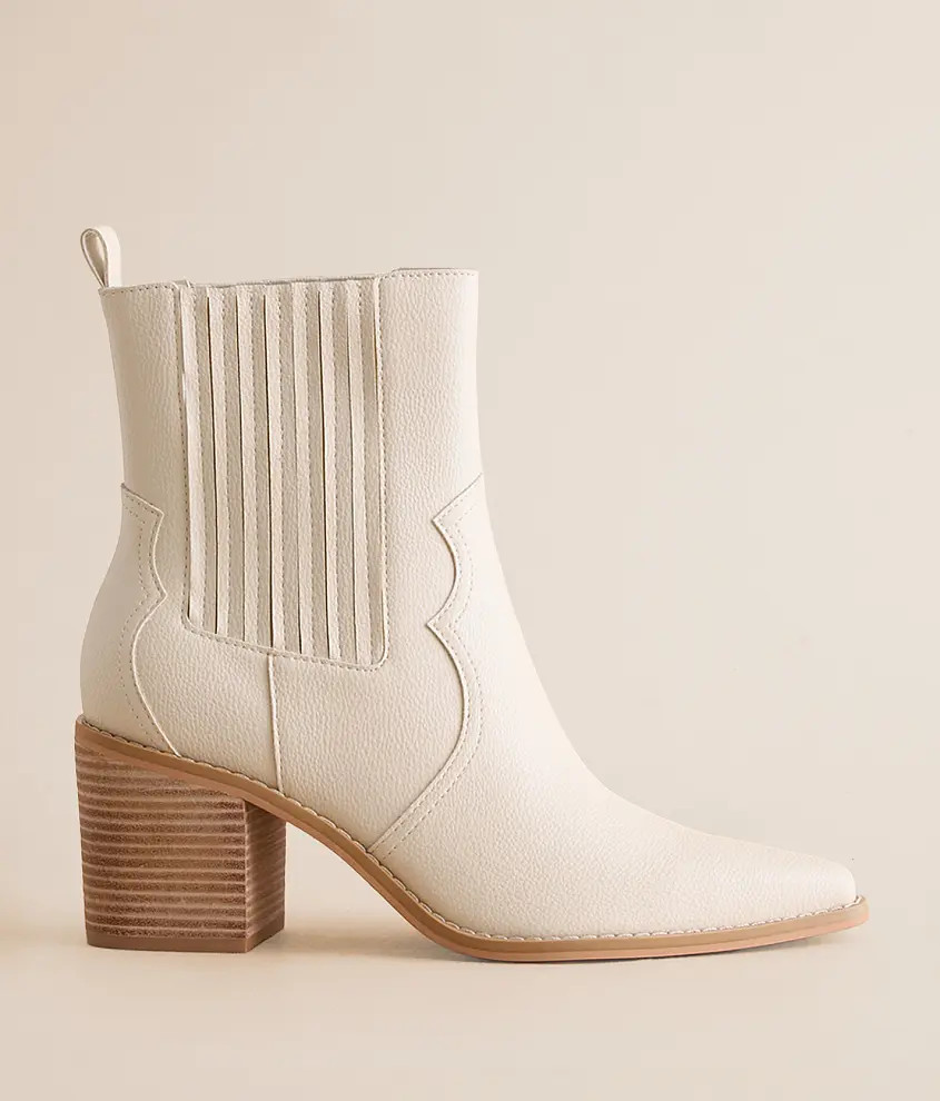Addison Ankle Boot | Buckle
