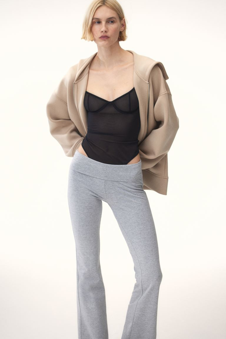 Flared leggings | H&M (UK, MY, IN, SG, PH, TW, HK)