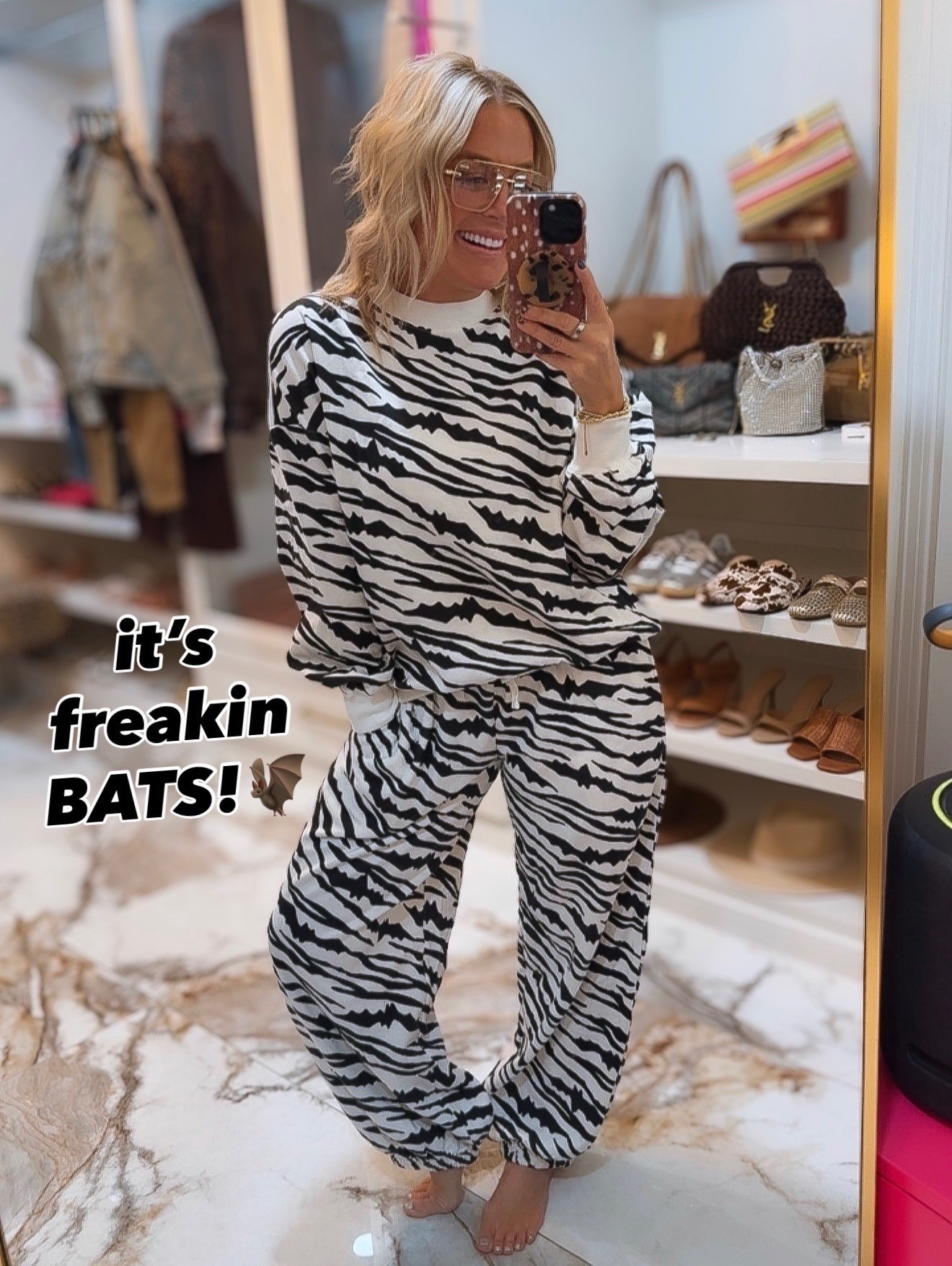How cute is this lounge set for October!!! 
Size small in both