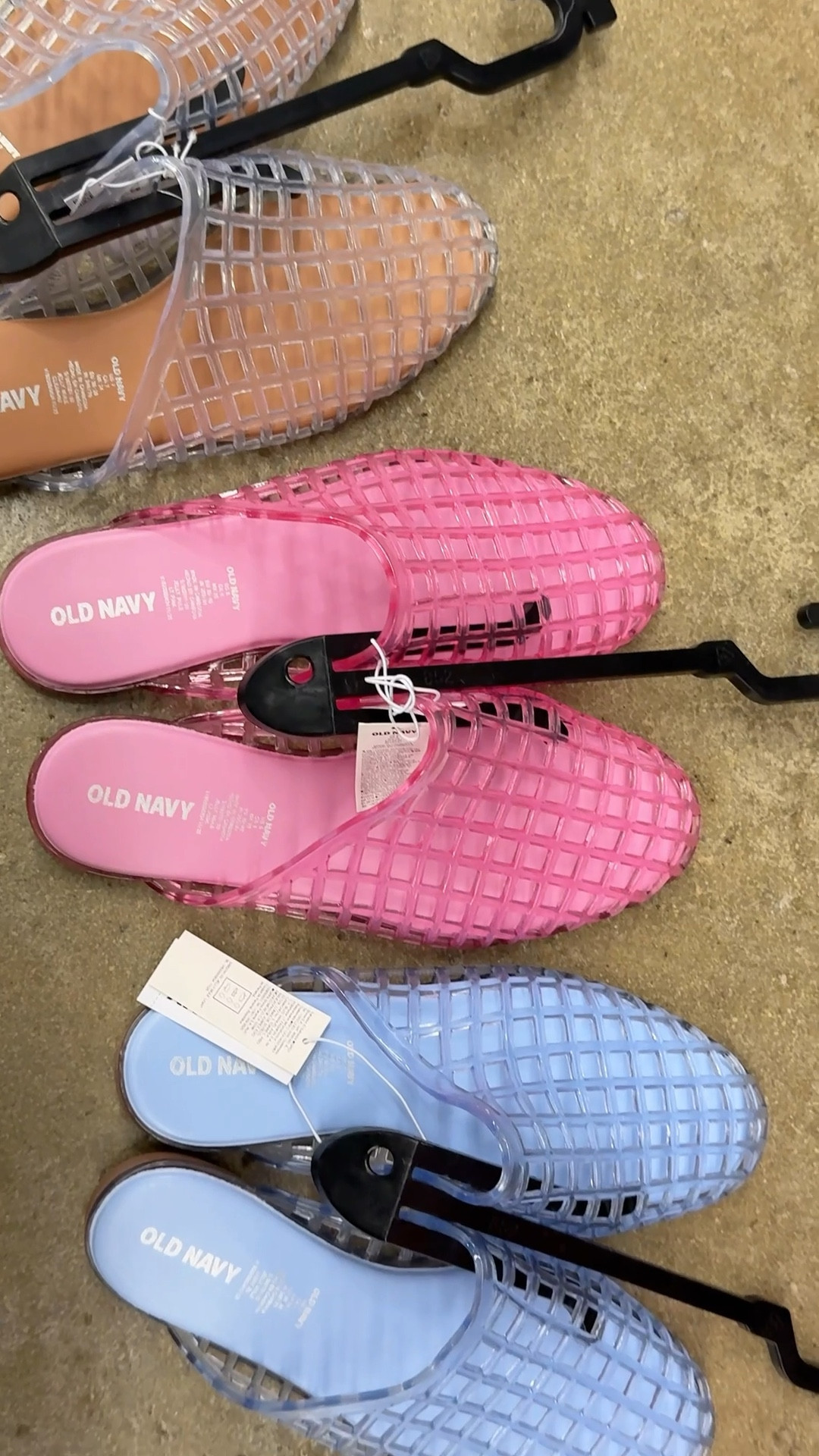 These pink jelly mules are such a fun spring/summer add 🤍 lightweight, easy to slide on, and give that cute pop of color to any outfit.

Perfect for vacation outfits, beach days, poolside, errands, or a casual brunch moment. Style with linen sets, denim, or a flowy dress 🏝️✨

Under $30 and an easy yes for spring outfits + summer looks 💕

#LTKTravel #LTKFestival #LTKSwim