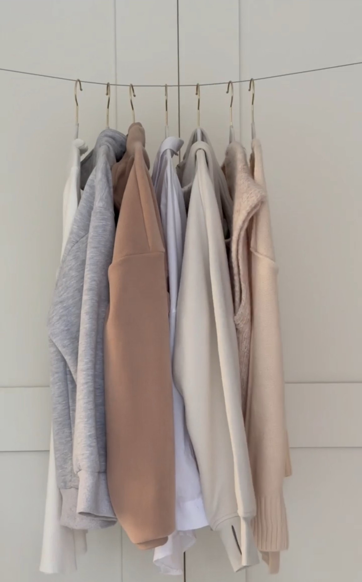 Scroll to shop!! Follow for more!!! Xo! ✨

#LTKGiftGuide #LTKHome #LTKHoliday