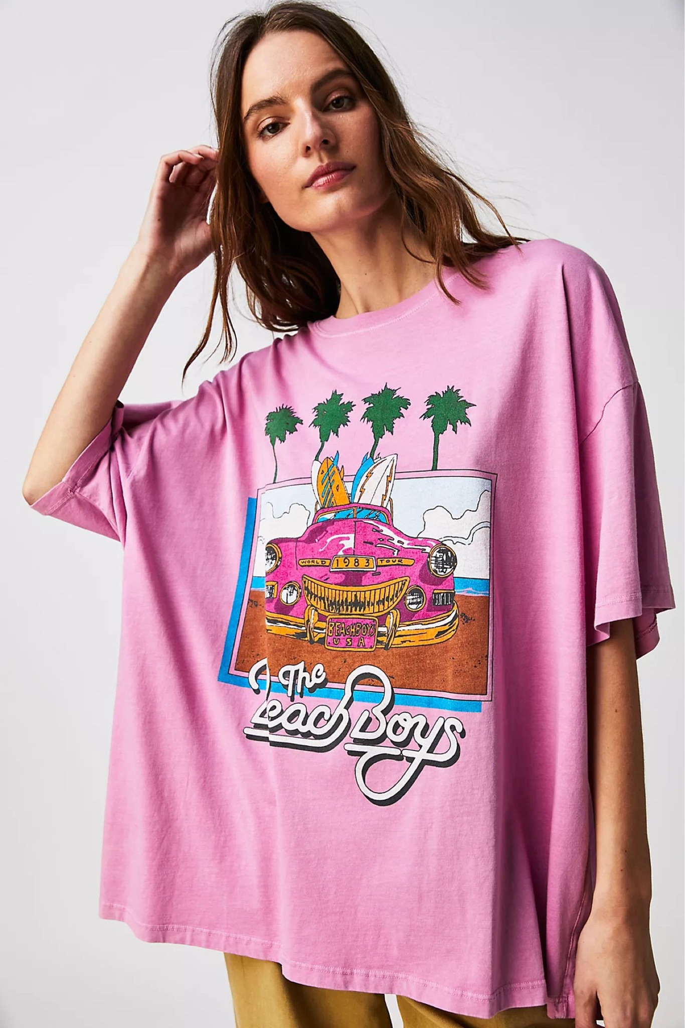 i love a good graphic tee for summer, and this one is sooo good 🌊💖

#LTKunder100 #LTKSeasonal #LTKstyletip