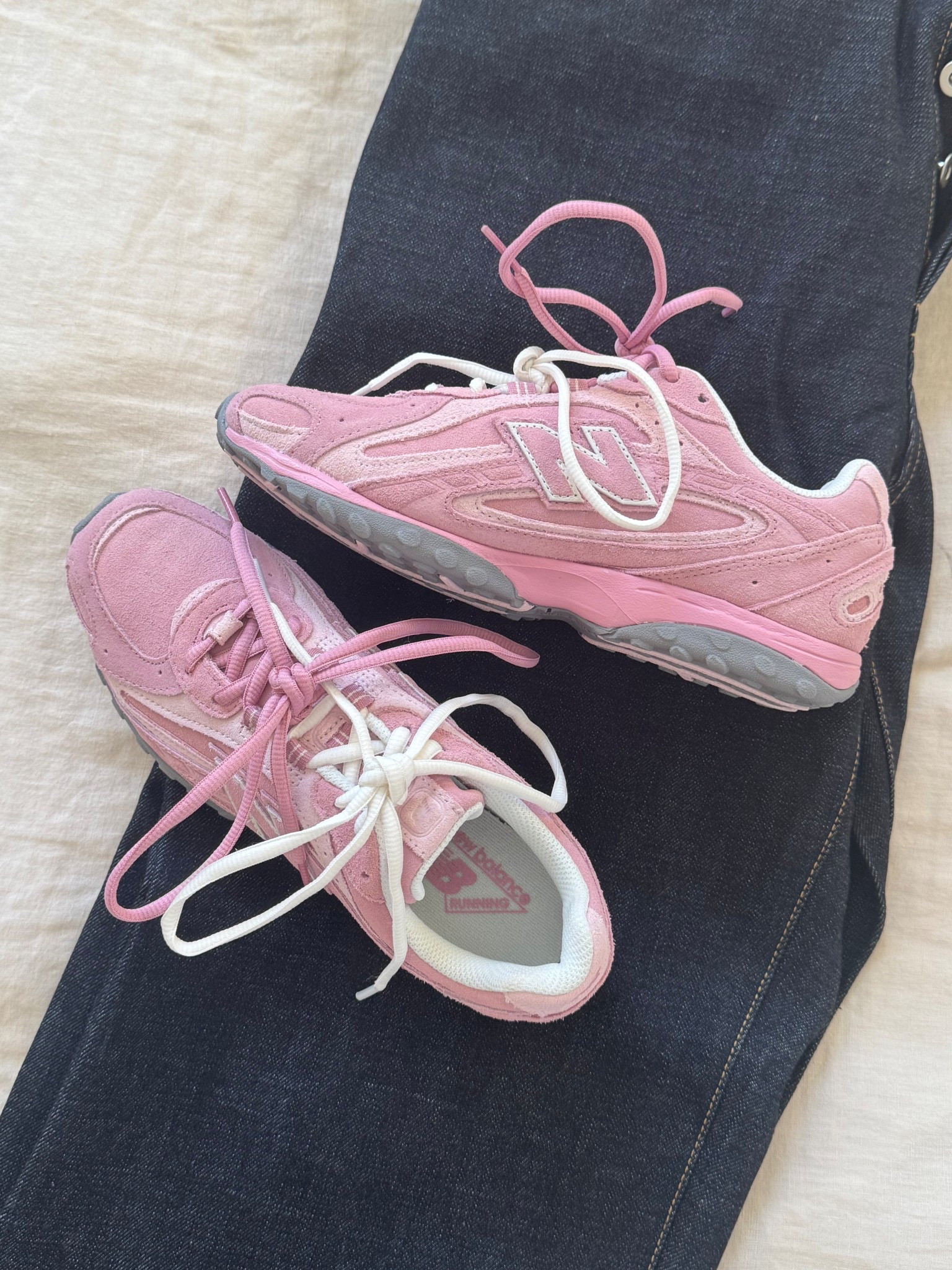 Pink New Balance 204L 

#LTKGiftGuide #LTKgrwm #LTKHoliday
