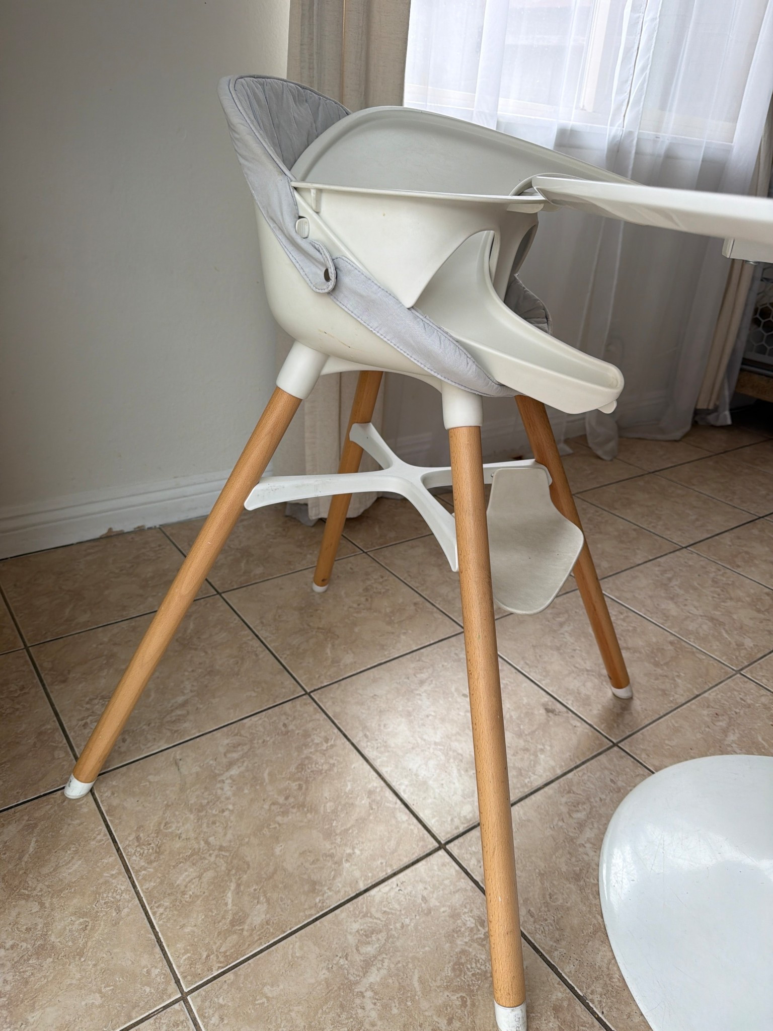 3-IN-1 HIGHCHAIR 
Brand : Lalo

#LTKmomlife #LTKKids #LTKBaby