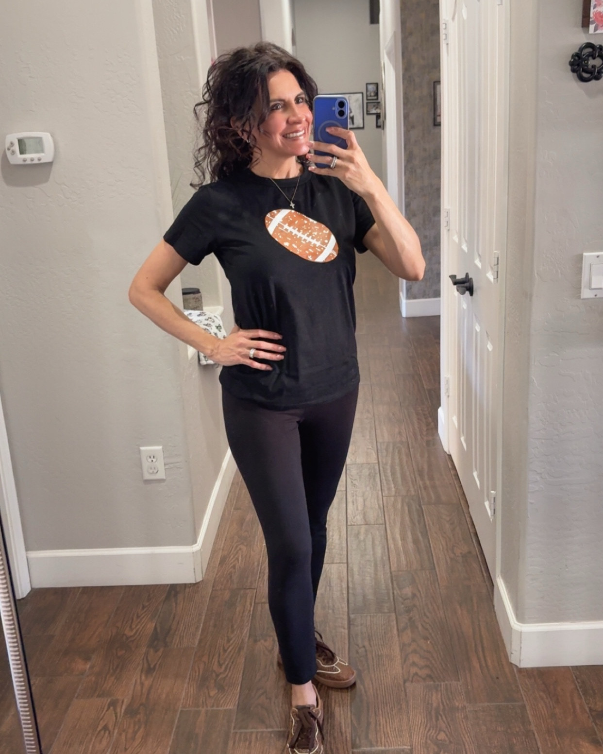 Game day ready 🏈✨ No favorite team just here for the vibes, the snacks, and the halftime show 🎤
Cozy, comfy, and cute OOTD linked 🔗 because fashion always wins right? 😉
👉 Shop my game-day look on LTK

#superbowlready #footballshirt

#LTKSaleAlert #LTKActive #LTKootd