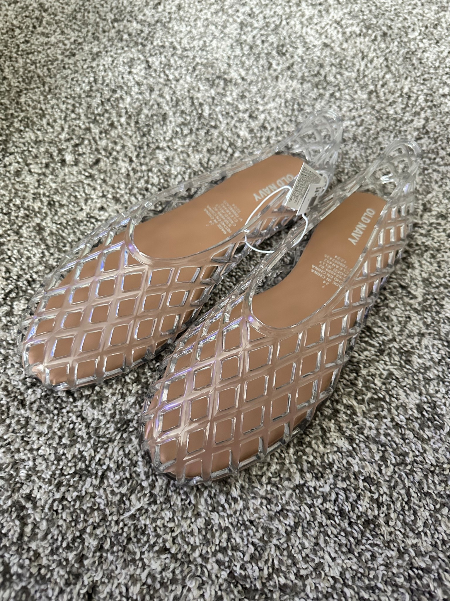 jelly is back!! so fun for summer 🫧🪼☀️ tts & under $25!! // shop this item + other options below✨ 

Jellyshoes, summer style, summer shoes, ballet flats

#LTKShoeCrush #LTKStyleTip #LTKSummerEdit