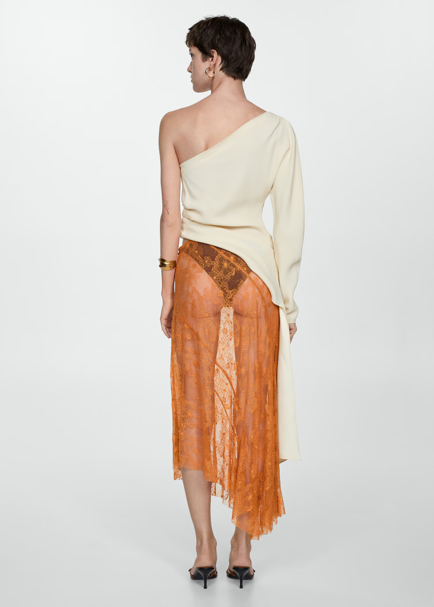 Asymmetrical embroidered skirt - Woman | MANGO USA | MANGO (US)