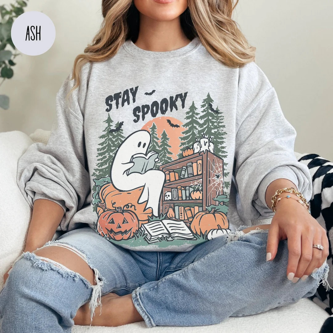 Ghost Reading Books Sweatshirt for Spooky Reader Cute Halloween Bookish Crewneck for Book Lover F... | Etsy (US)