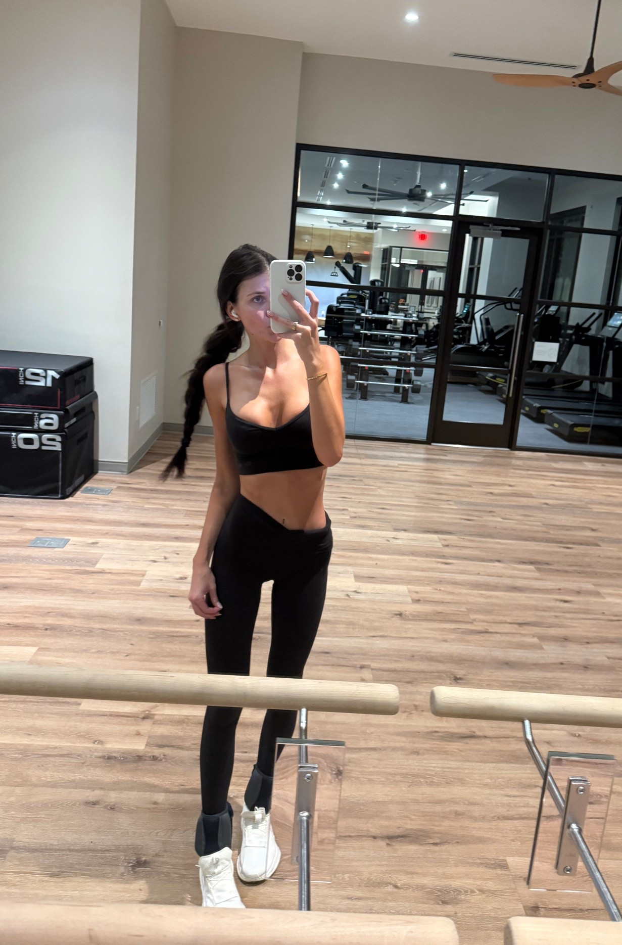 uncomfortable 30 mins or uncomfortable 24/7

#LTKselfcare #LTKfitnessgoals #LTKActive