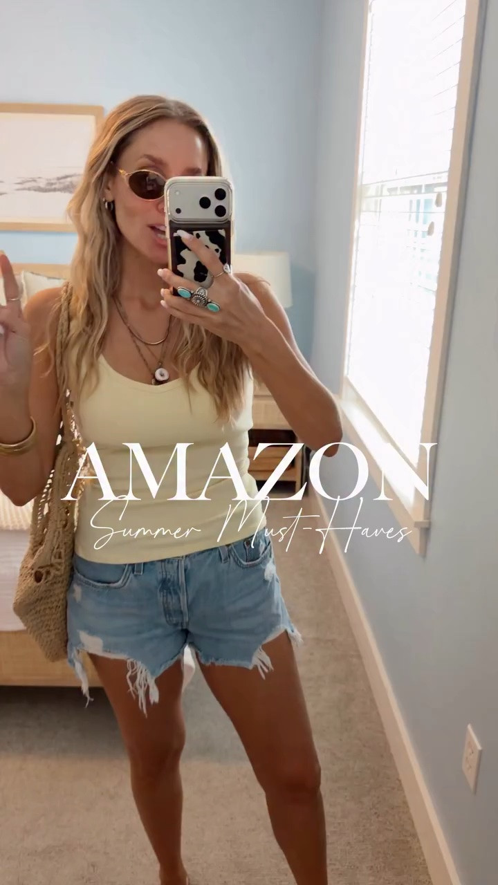 🤍 The summer basics I reach for over and over again!☀️☀️☀️