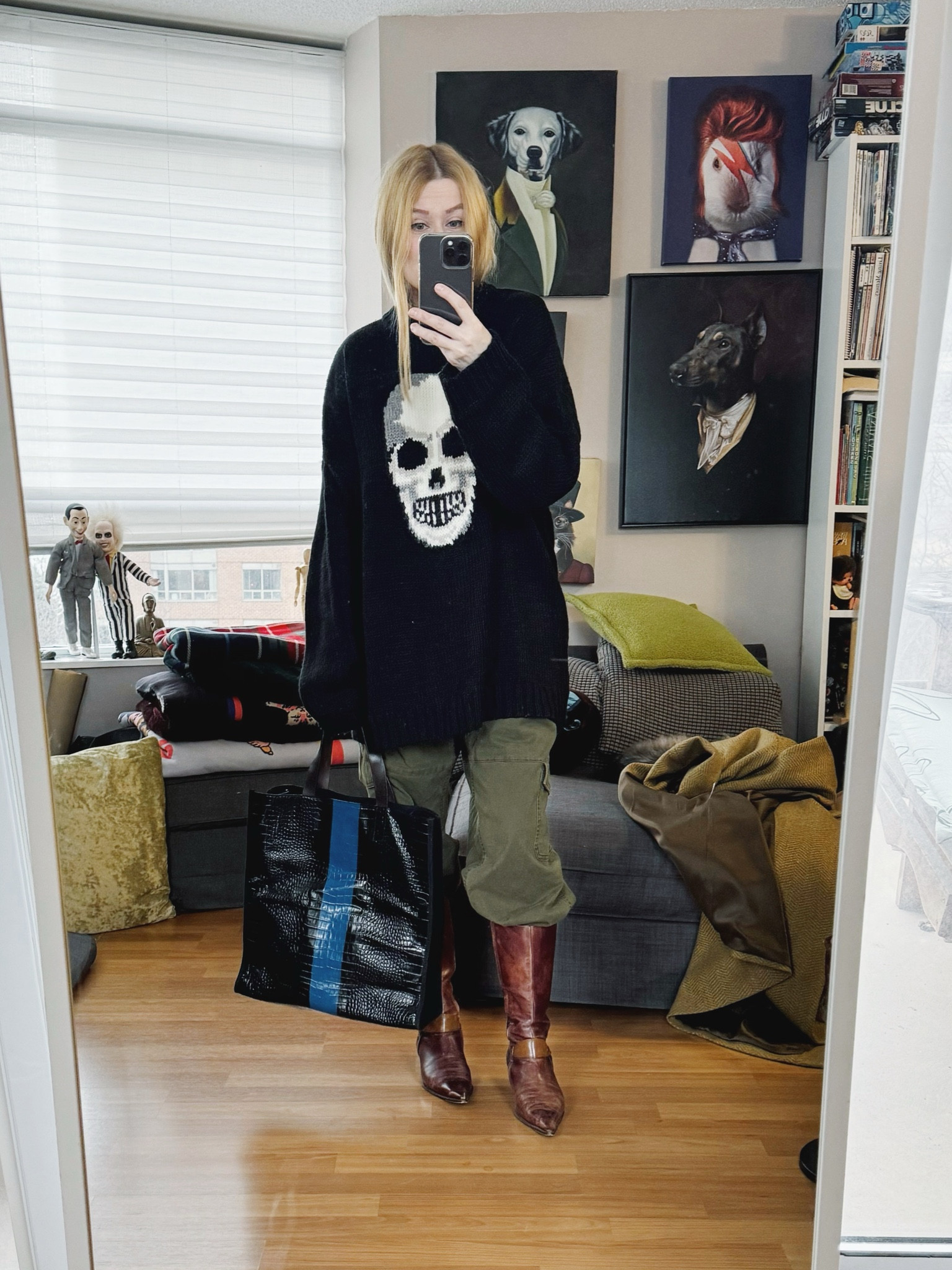 Snowstorm outfit. I should probably put my rain boots on.
Bag and boots are secondhand/vintage
 •
#falloutfit #driesvannoten #falltrends #torontostylist #StyleOver40  #secondhandFind #fashionstylist #slowfashion #animalprint #FashionOver40  #vintagestyle #genX #genXStyle #shopSecondhand #genXInfluencer #genXblogger #secondhandDesigner #Over40Style #40PlusStyle 


#LTKOver40 #LTKStyleTip #LTKShoeCrush