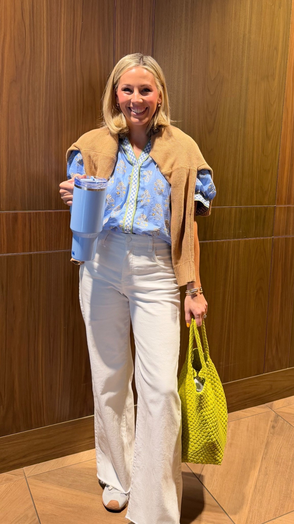 Volleyball fit 
Top and jeans Avara
Shoes and purse Amazon 
Earrings electric picks 

#LTKmomlife #LTKootd