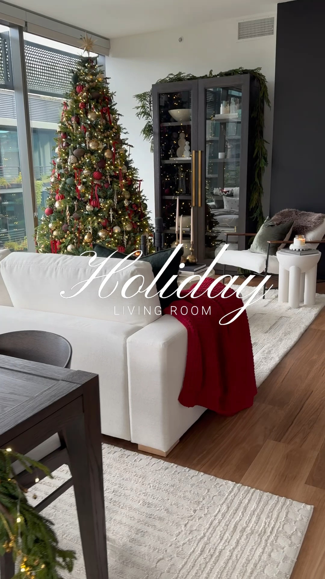 When the perfect sofa completes the space🎄🤍

Couch, Christmas tree, fur throw, accent table, white wool rug, Christmas decor, holiday decor,  narrow tree, velvet ribbon, Christmas ornaments, nurtcracker

#LTKHoliday #LTKSeasonal #LTKHome