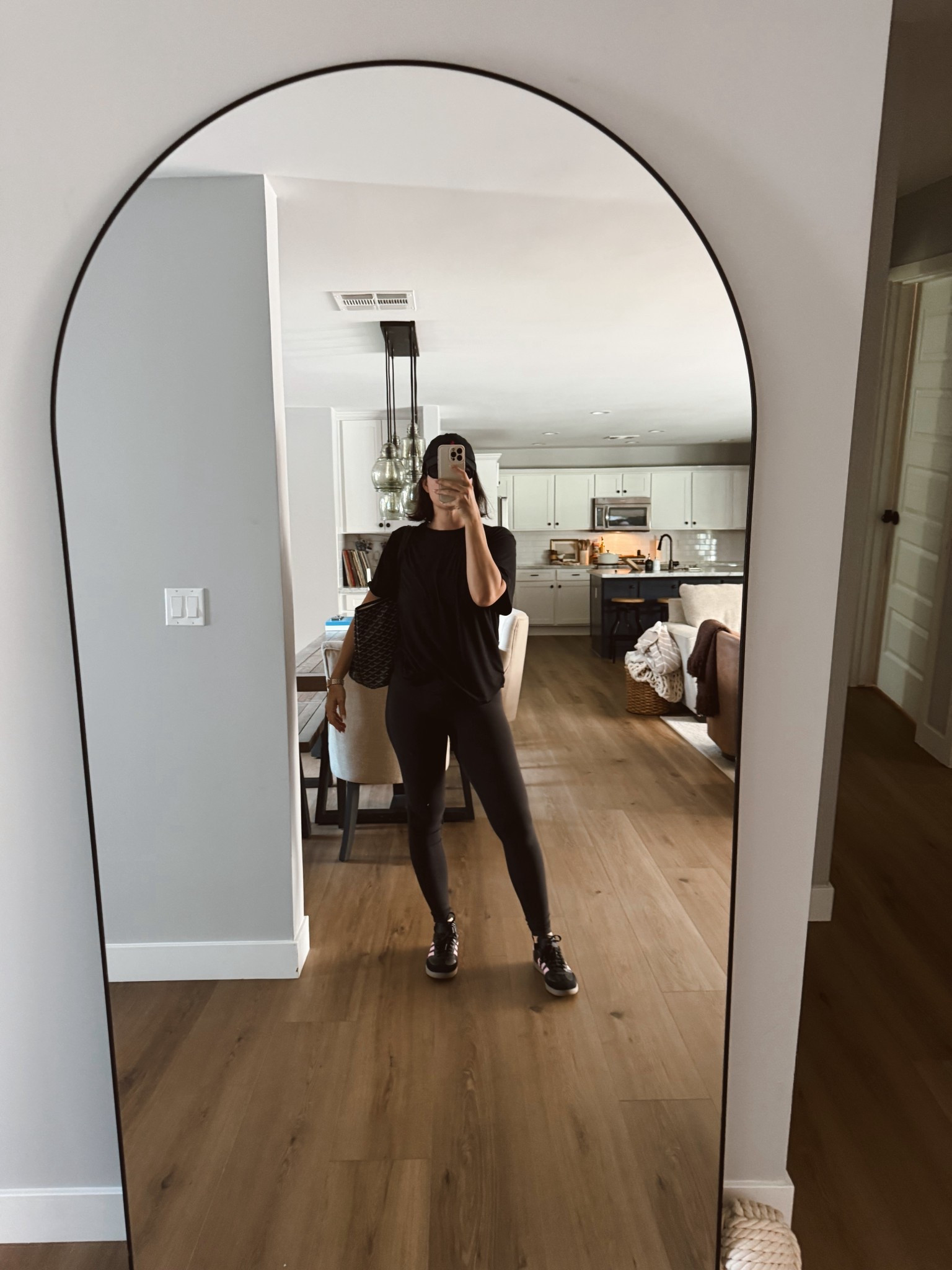 Perfect Black Friday shopping outfit 

#LTKdayinmylife #LTKCyberWeek #LTKHoliday