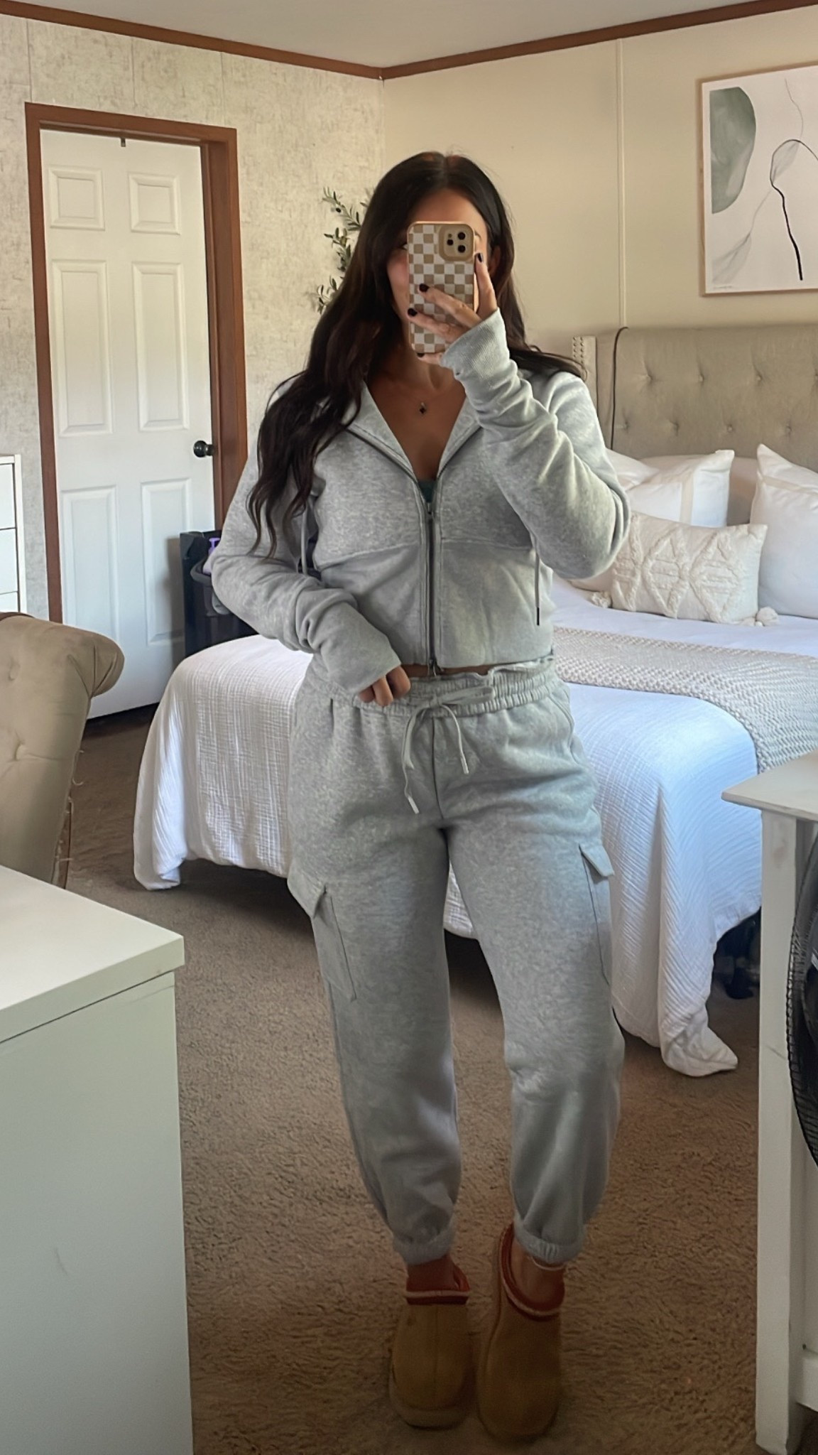 Super comfy lounge set!
I’m in a size small
And comes in other colors
Uggs I’m wearing kids size 5


#LTKSaleAlert #LTKPetite #LTKSeasonal