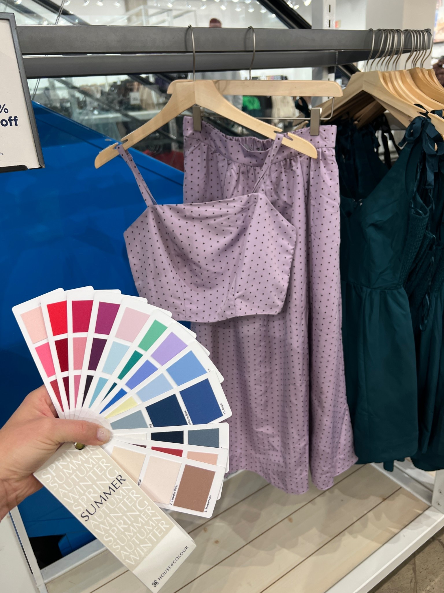 Beautiful set for Summers! 