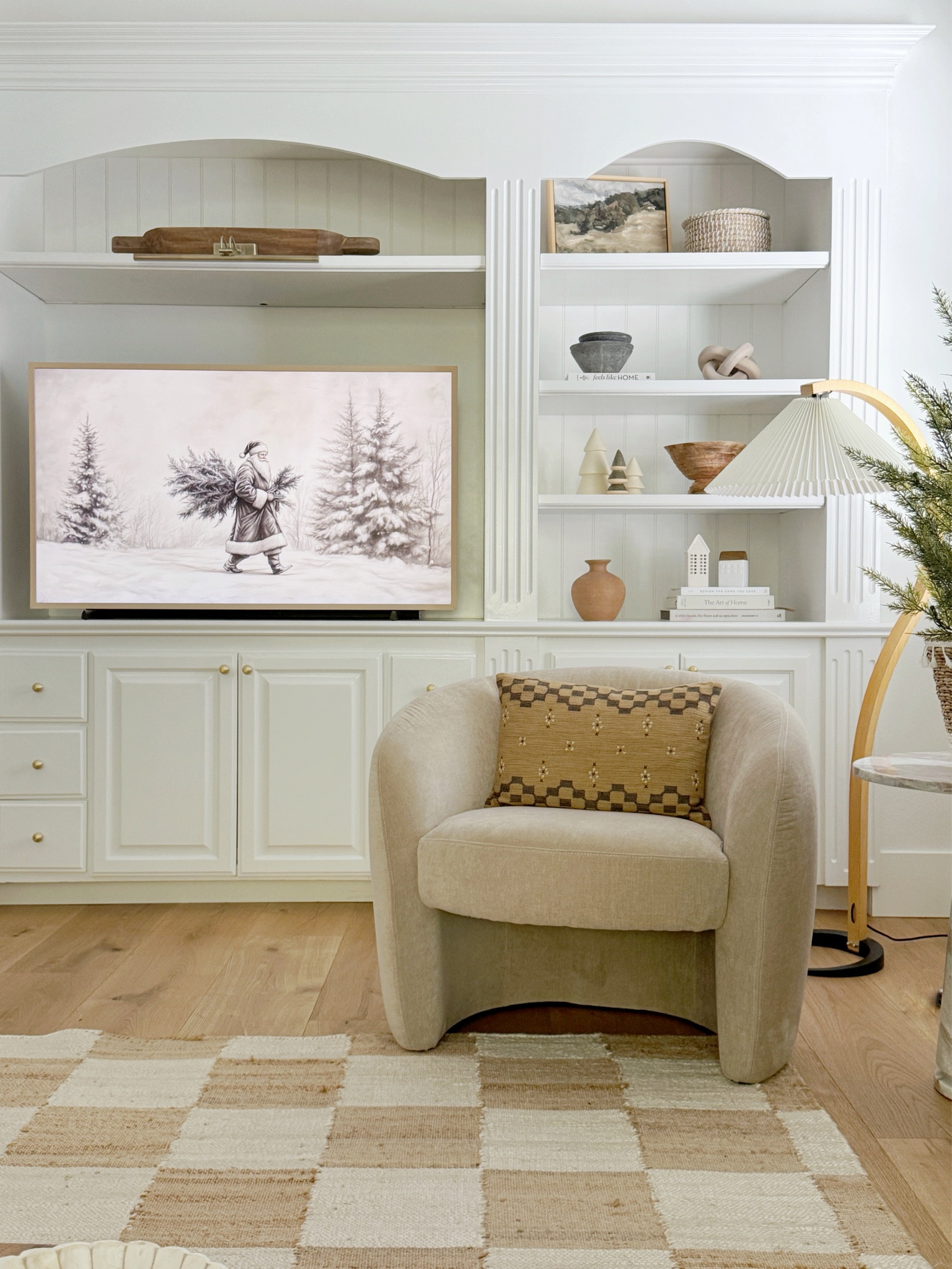 Christmas Frame TV art from
88 Prints.

#LTKHoliday #LTKHome