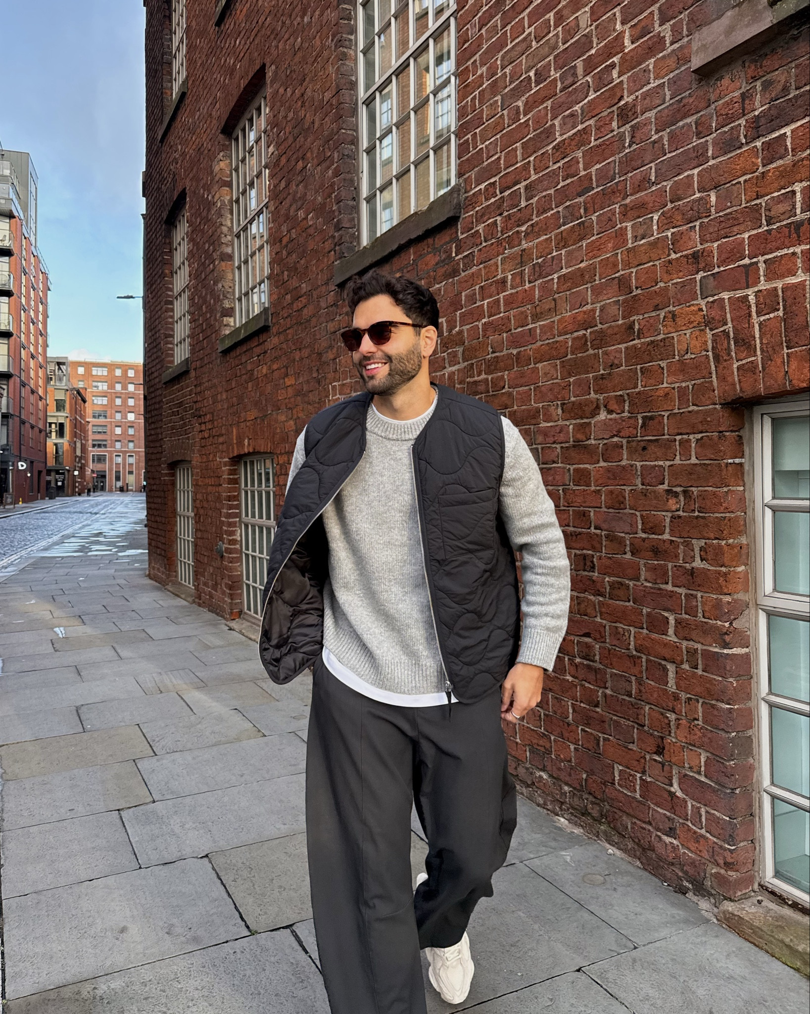 Simple fall outfit 🍂

Fall, Autumn, Arket, H&M, ASOS, Mens

#LTKautumn #LTKuk #LTKmens