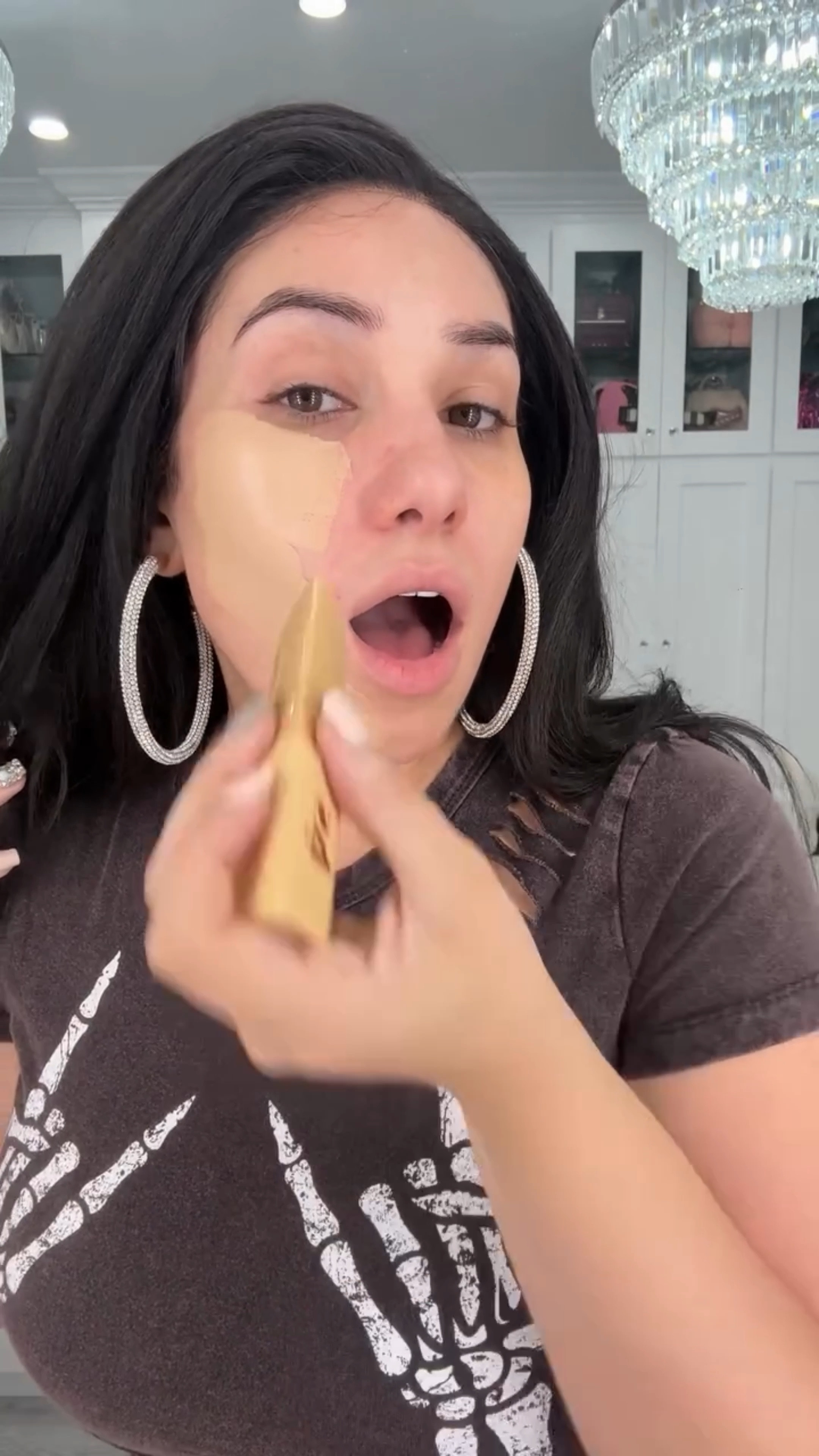 The best foundation?! La mejor base de maquillaje?! #makeup #maquillaje #makeuptutorial #lys #merit 

#LTKBeauty #LTKHoliday #LTKStyleTip