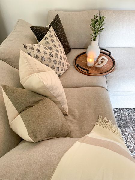 Shop these gorgeous pillow covers!

#pillowcovers #linenpillowcovers #pillows #throwpillows #livingroomdecor #decor #neutralhome #neutralstyle #livingroom

#LTKhome #LTKstyletip #LTKunder100