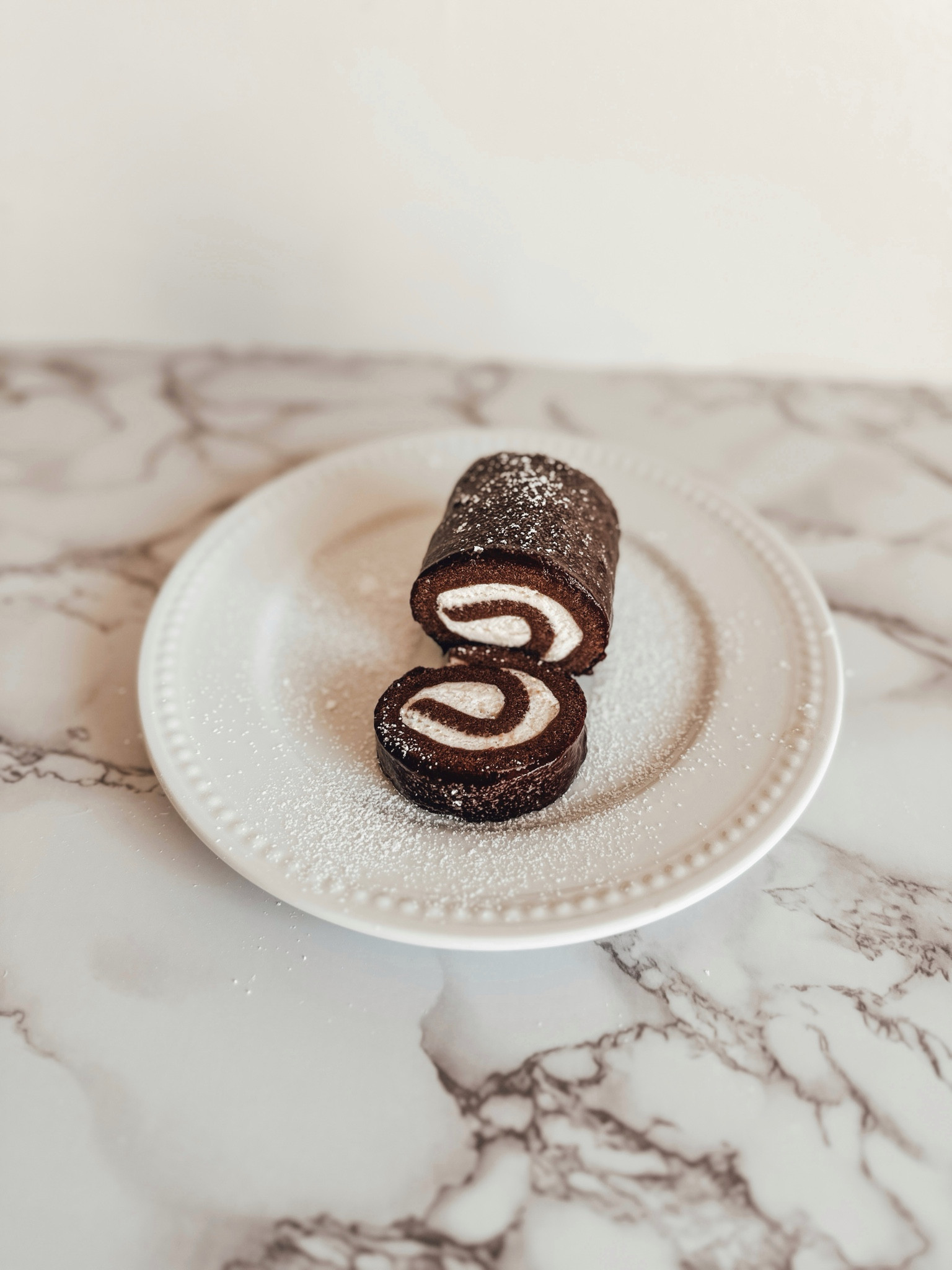 Marble dreams on a budget thanks to peel-&-stick countertops 💫 

1000% worth the afternoon it took to complete 🙌🏼

Everything I used is linked in my bio under “Shop My Home” ✂️

⁣
.⁣
.⁣
.⁣
.⁣
.⁣
⁣
#diyhome ⁣
#diygoals ⁣
#renterhack ⁣
#rentalchic ⁣
#homerevamp ⁣
#marblemagic ⁣
#temporaryglam ⁣
#nodamagedecor ⁣
#rentersluxury ⁣
#instantupgrade ⁣
#temporarycharm ⁣
#affordableluxury ⁣
#temporaryelegance ⁣
#renterfriendlydecor ⁣
#peelandstickperfection 

#LTKhome