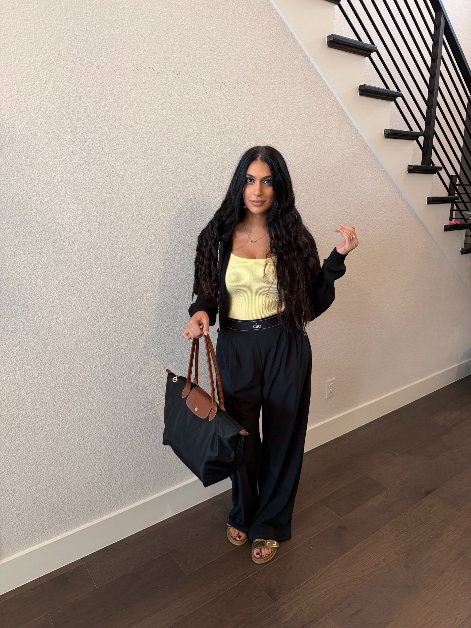 An easy, throw-on outfit that still feels put together. Perfect for errands, mom life, or casual days out. Tall-girl friendly and wearable all day.


#LTKmomlife #LTKTall #LTKBeauty