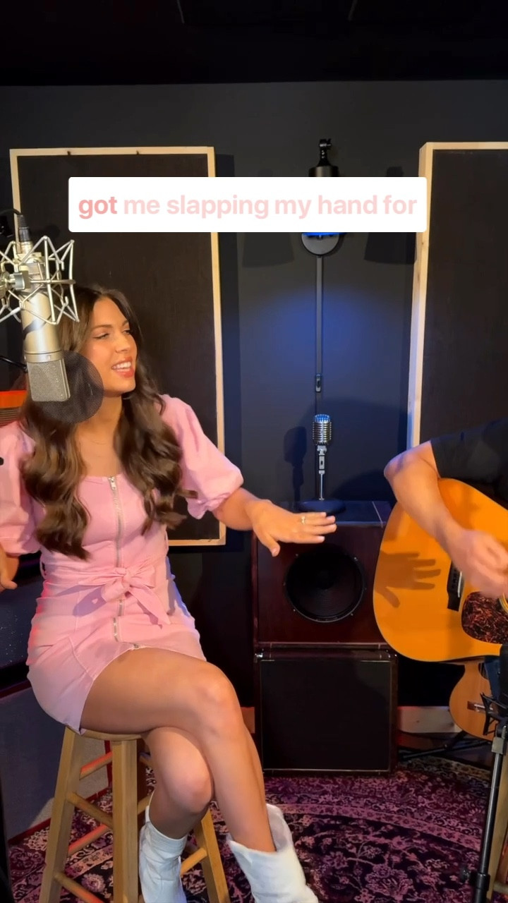 My new song “What I Really Wanted” comes out this Friday, 9.27!! 

The dress I wore in this video is linked below, but it’s on restock request, so I’ve linked a couple similar options that I love 😍

Country concert outfit, country music, nashville outfit, cowboy boots, white boots, pink puff sleeve dress

#LTKStyleTip #LTKVideo #LTKShoeCrush