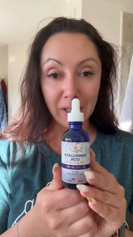 "Just added InstaSkin's Hyaluronic Acid Serum to my skincare routine and I'm obsessed! ✨ Say goodbye to dry skin and hello to a radiant glow 💫 #InstaSkin #HyaluronicAcid #SkincareRoutine #GlowingSkin"

#LTKVideo #LTKBeauty #LTKOver40
