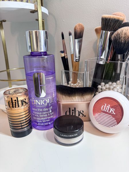 My favorite beauty products you can get during the LTK Beauty sale 

Dibs highlighting stick 
Dibs body brush 
Clinique makeup remover 
Dibs blush in color Spice Girl
Translucent powder 

#LTKBeauty #LTKSeasonal #LTKSaleAlert