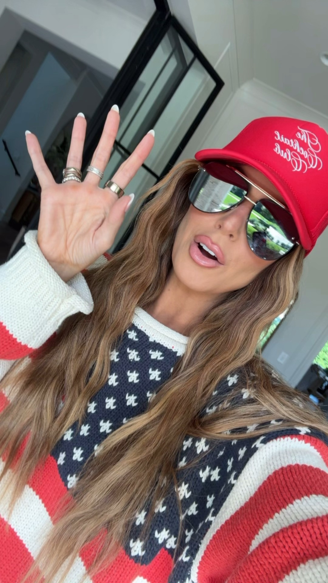 loveeee a trucker hat and this one fits perfect! 

 